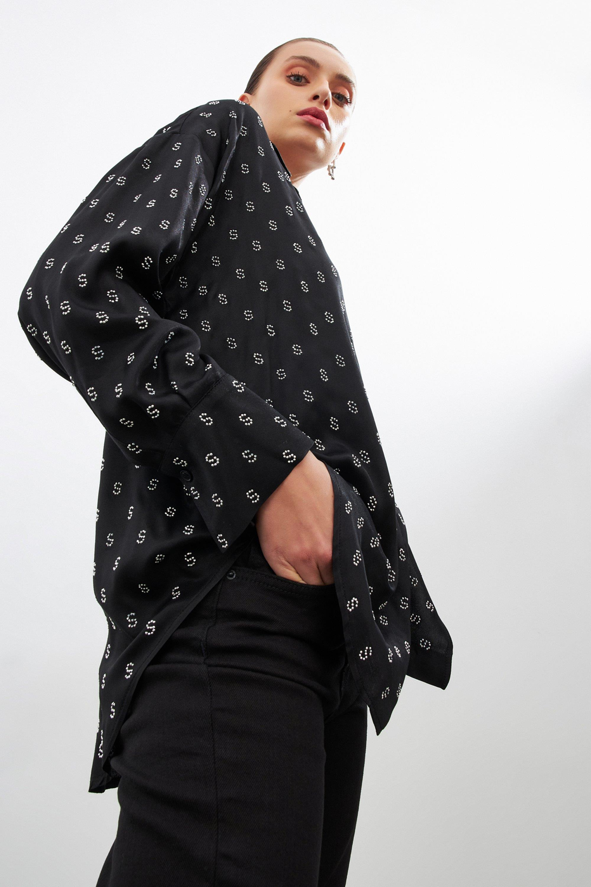 Siyah S Logo Detaylı Taşlı Uzun Kollu Gömlek