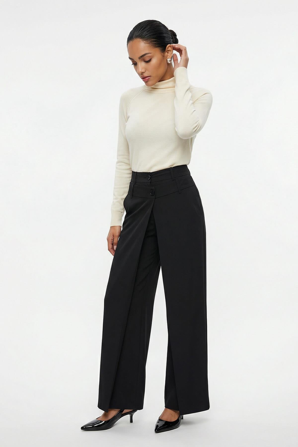 Siyah Bel Ve Çıkarılabilir Parça Detaylı Pantolon Kadın Pantolon modelleri
