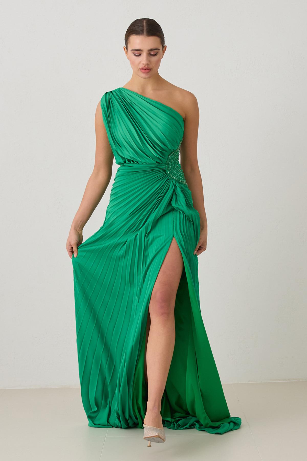 Yeşil Drapeli Tek Omuz Ve Bel Detaylı Uzun Boy Abiye Elbise Kadın Abiye Elbise modelleri