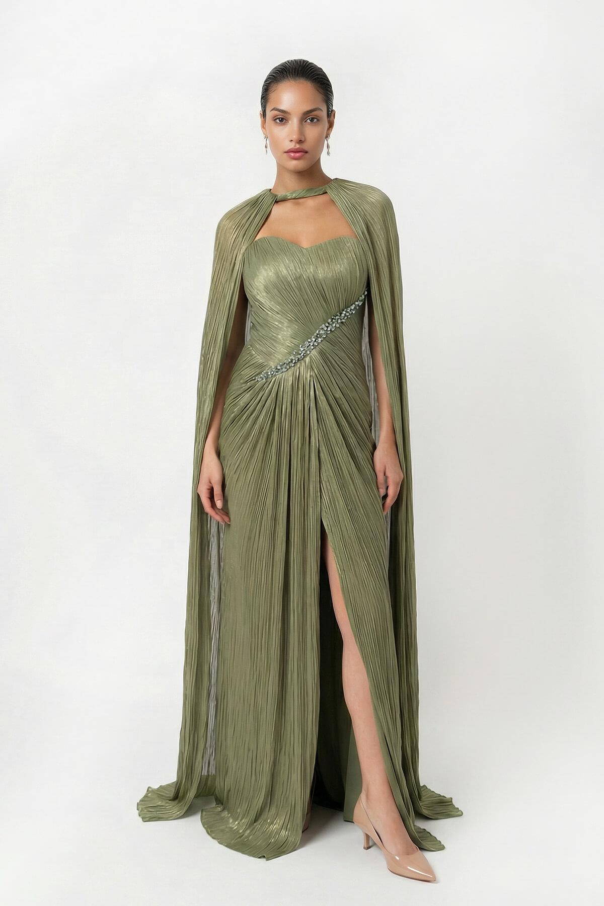 Zümrüt Straplez Yaka Detaylı Dökümlü Abiye Elbise Kadın Abiye Elbise modelleri