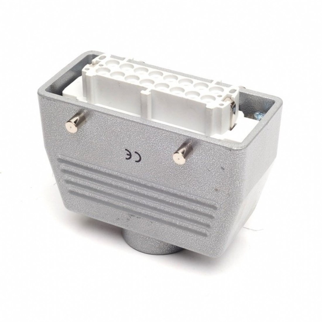 Emas EBM16PU30 Metal Seri Uzatma Prizi 16 Kontaklı 16A PG21