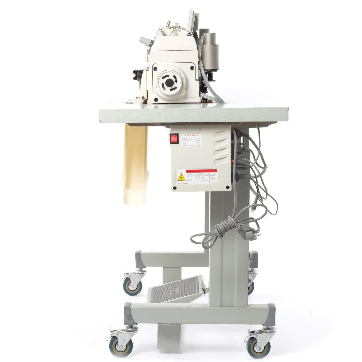 2.El Rikson CM-797 4 İplik Otomatik İp Kesicili Overlok Makinesi