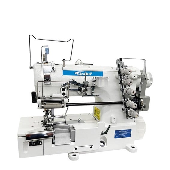 FDM Broderi BD-500D-05 Fonsiyonel Lastik Vericili Sağdan Bıçaklı Reçme Makinesi, Direct Drive, İğne Pozisyonlu, Kafadan Motorlu, Tabla ve Tekerlekli Ayak