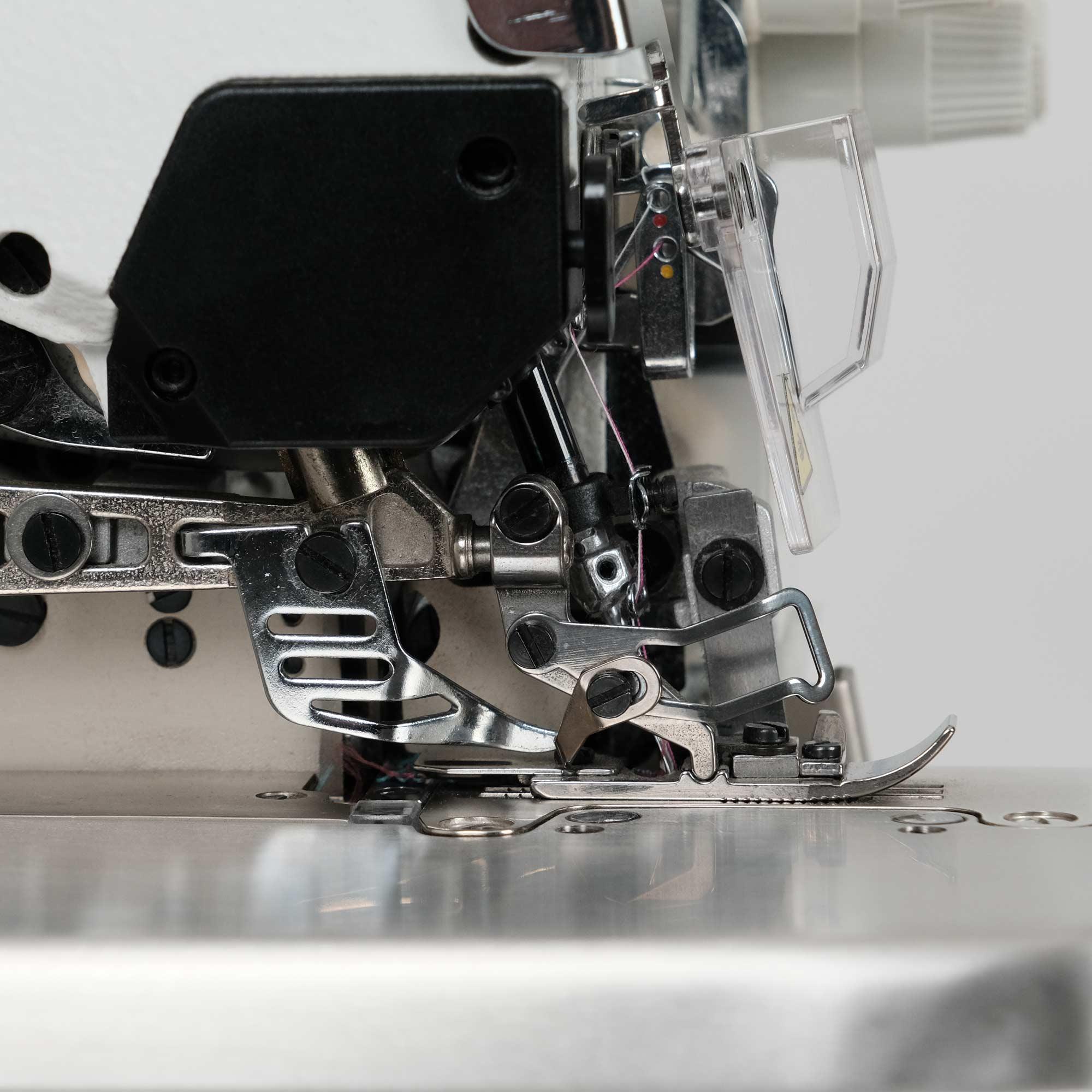 FDM 2. El Jin M1-4245S 4 İplik Overlok Makinesi