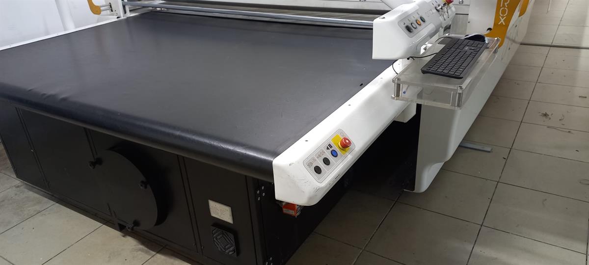 Orox Flexo C600 Otomatik Kumaş Kesim Makinesi