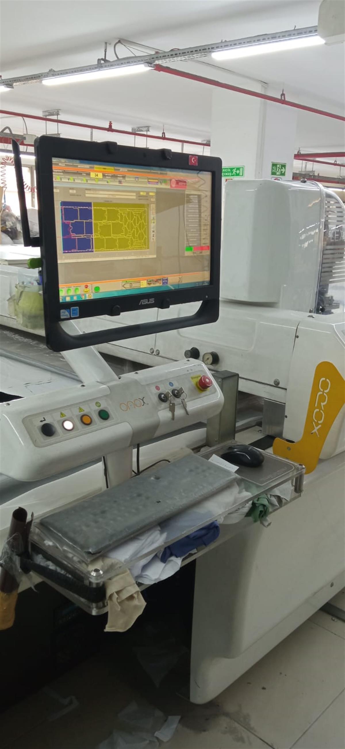 Orox Flexo C600 Otomatik Kumaş Kesim Makinesi (2010 Model)