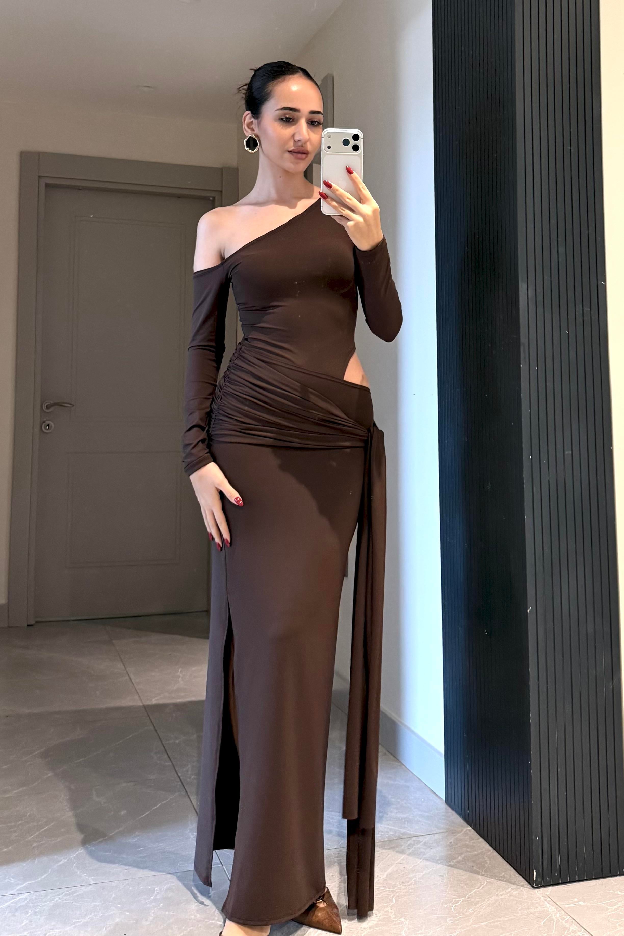 Acı Kahve Yırtmaç Detay Uzun Elbise - Kadın Elbise Modelleri - Nazliye Moda | Kadın Giyim Modası
