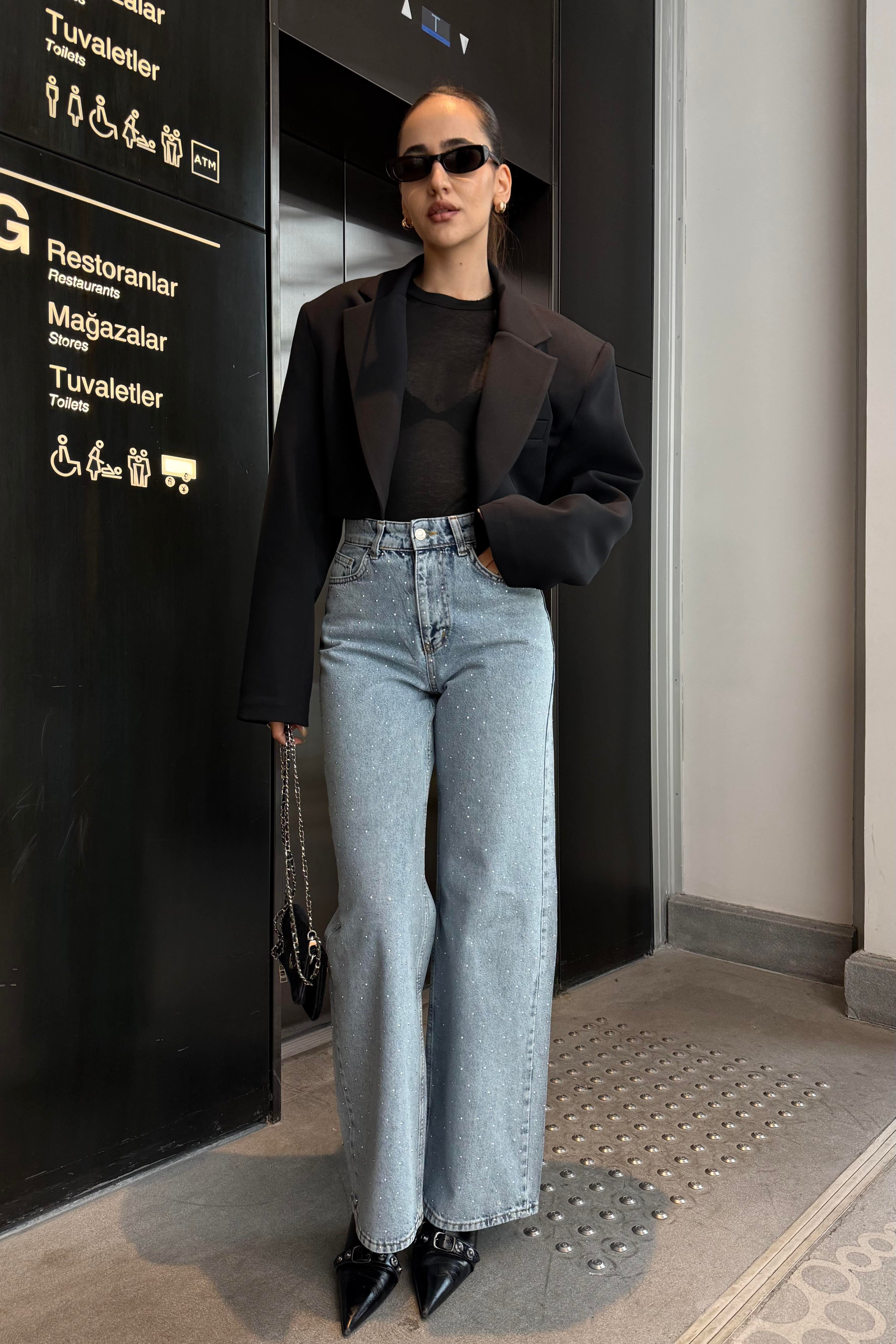 Açık Mavi Ön Arka Taşlı Premium Jean - Kadın Jeans Modelleri - Nazliye Moda | Kadın Giyim Modası