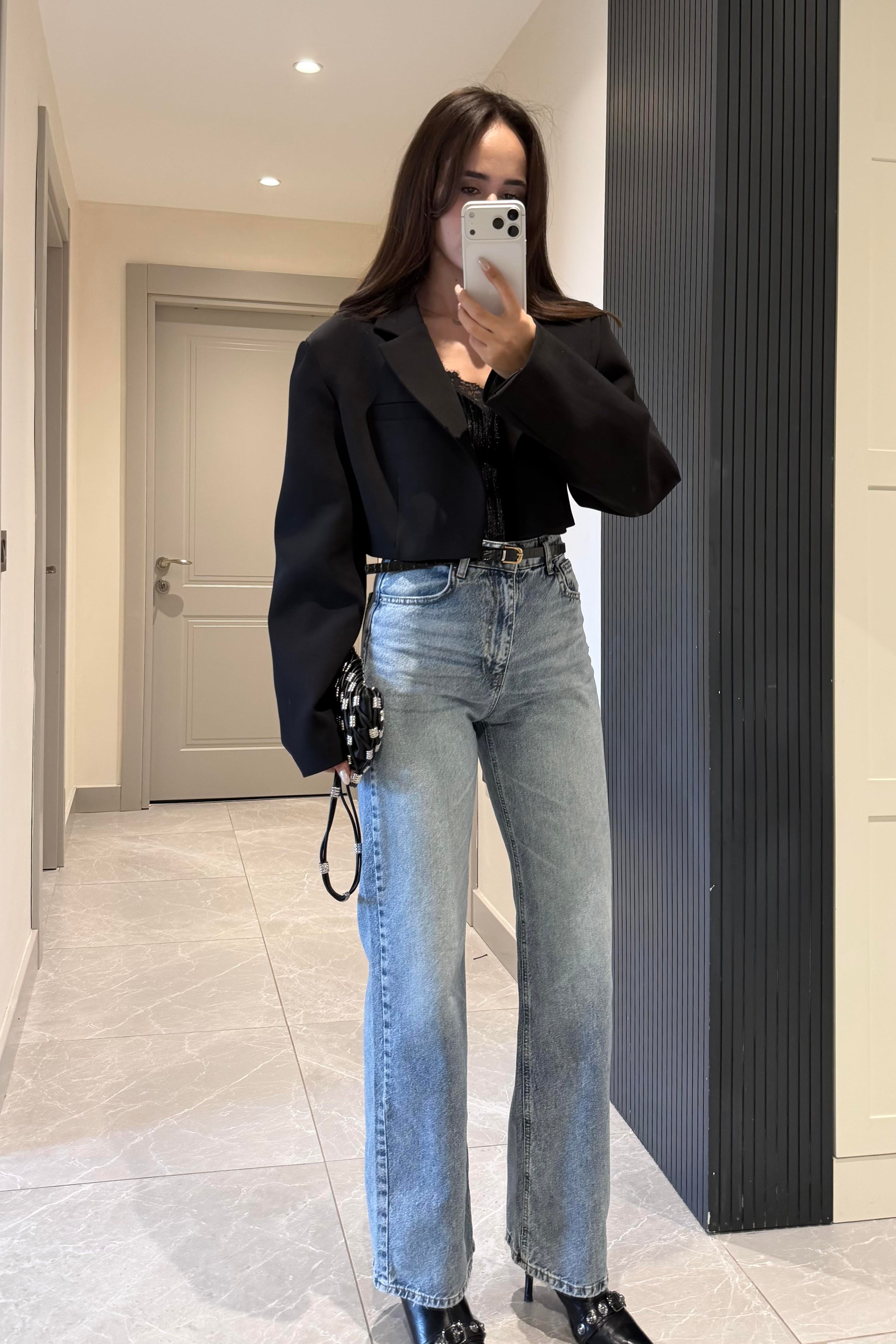 Açık Mavi Staright Jean - Kadın Jeans Modelleri - Nazliye Moda | Kadın Giyim Modası