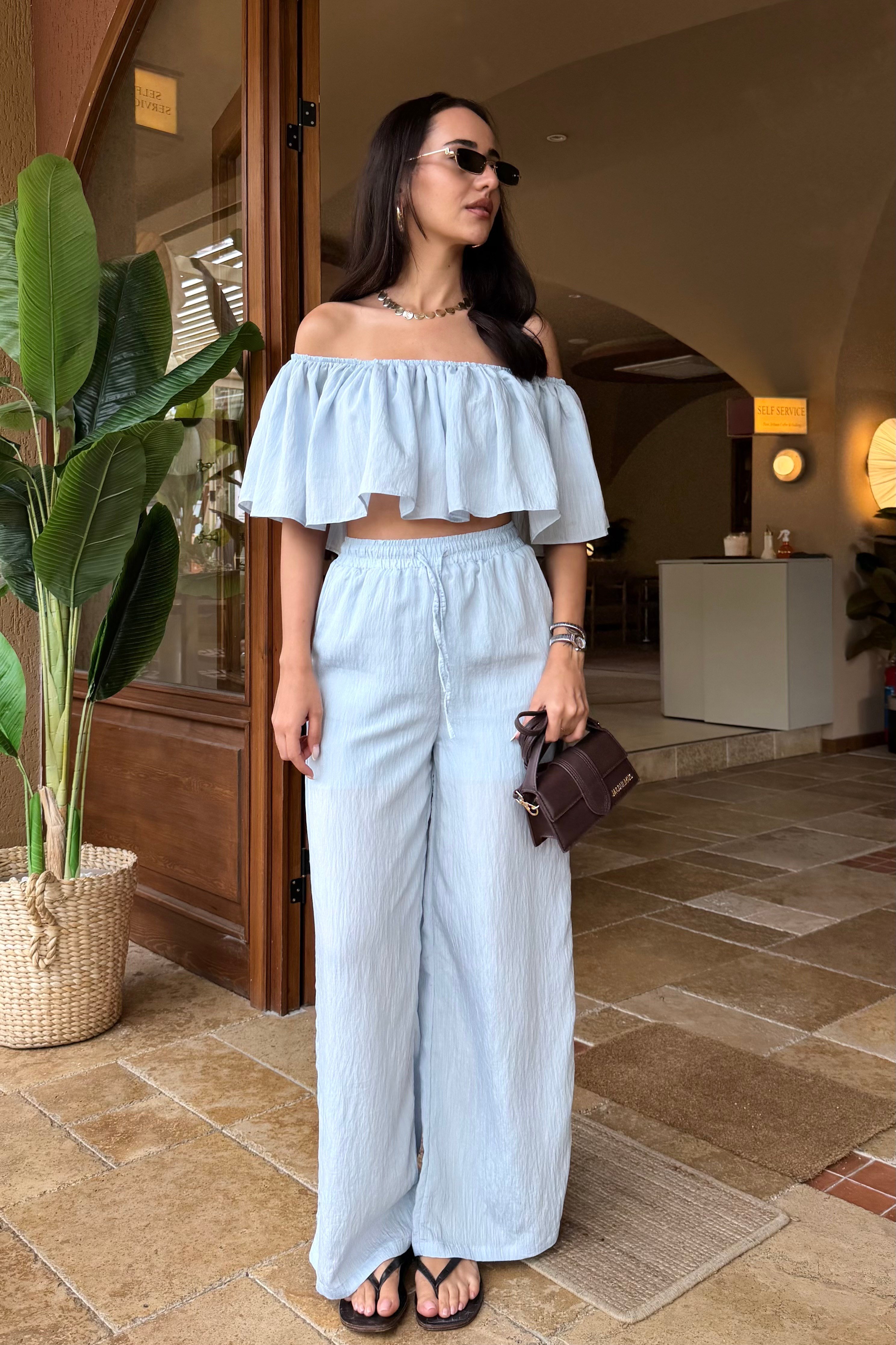 Bebe Mavi Volanlı Crop İkili Takım - Kadın Takım Modelleri - Nazliye Moda | Kadın Giyim Modası