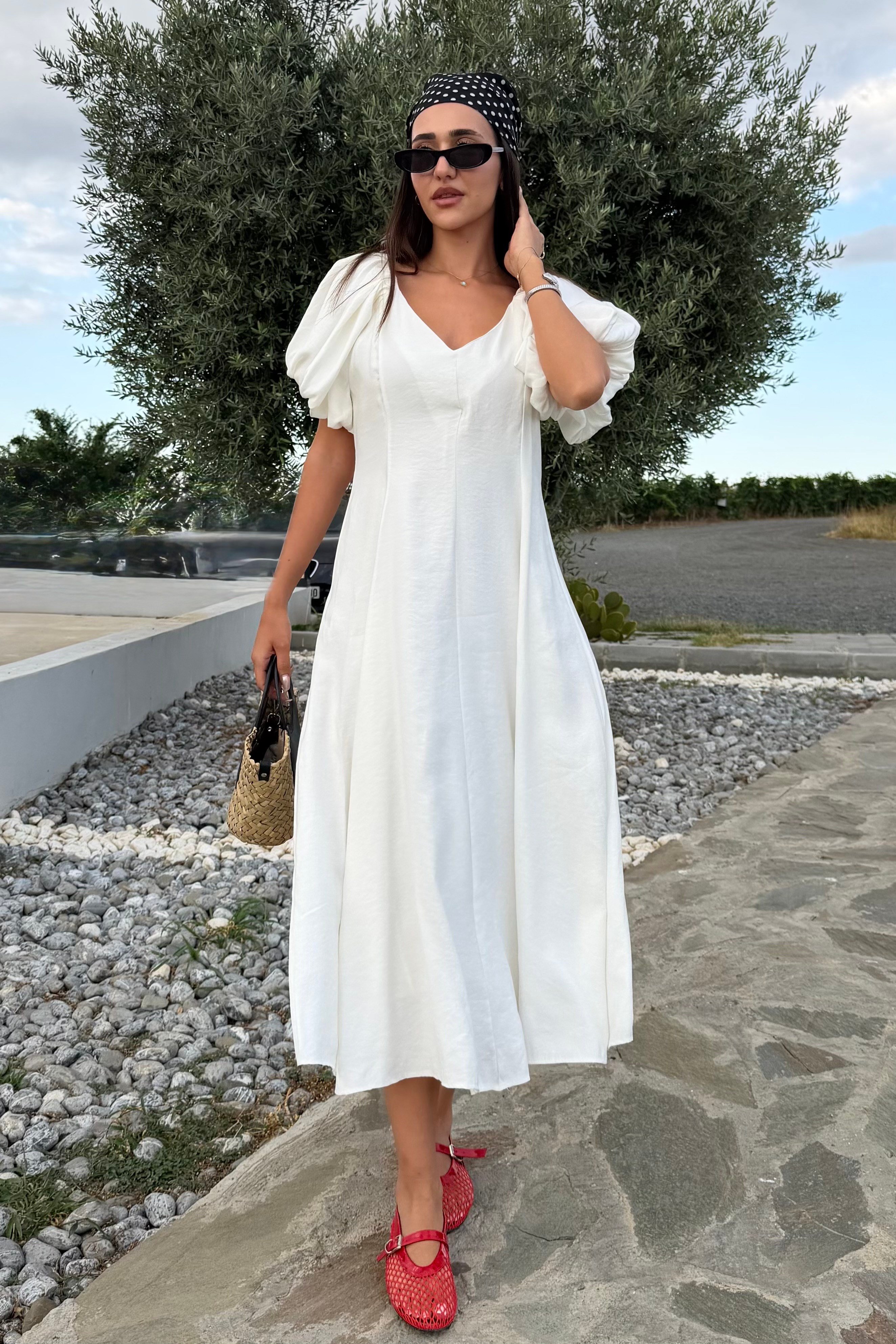 Beyaz Balon Kol Uzun Elbise - Kadın Elbise Modelleri - Nazliye Moda | Kadın Giyim Modası