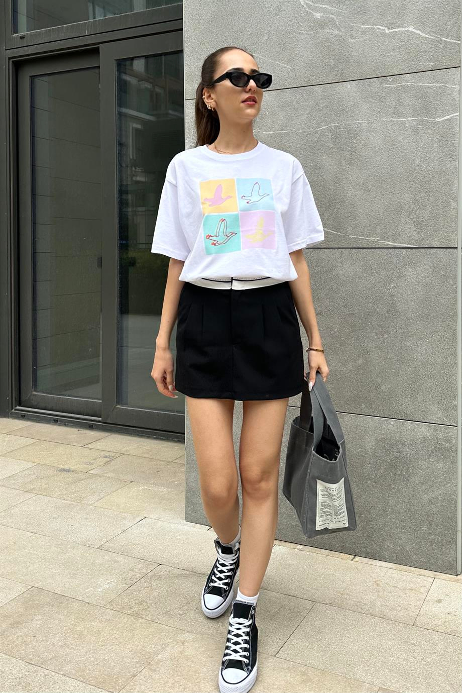 Beyaz Baskılı T-Shirt - Kadın T-Shirt Modelleri - Nazliye Moda | Kadın Giyim Modası