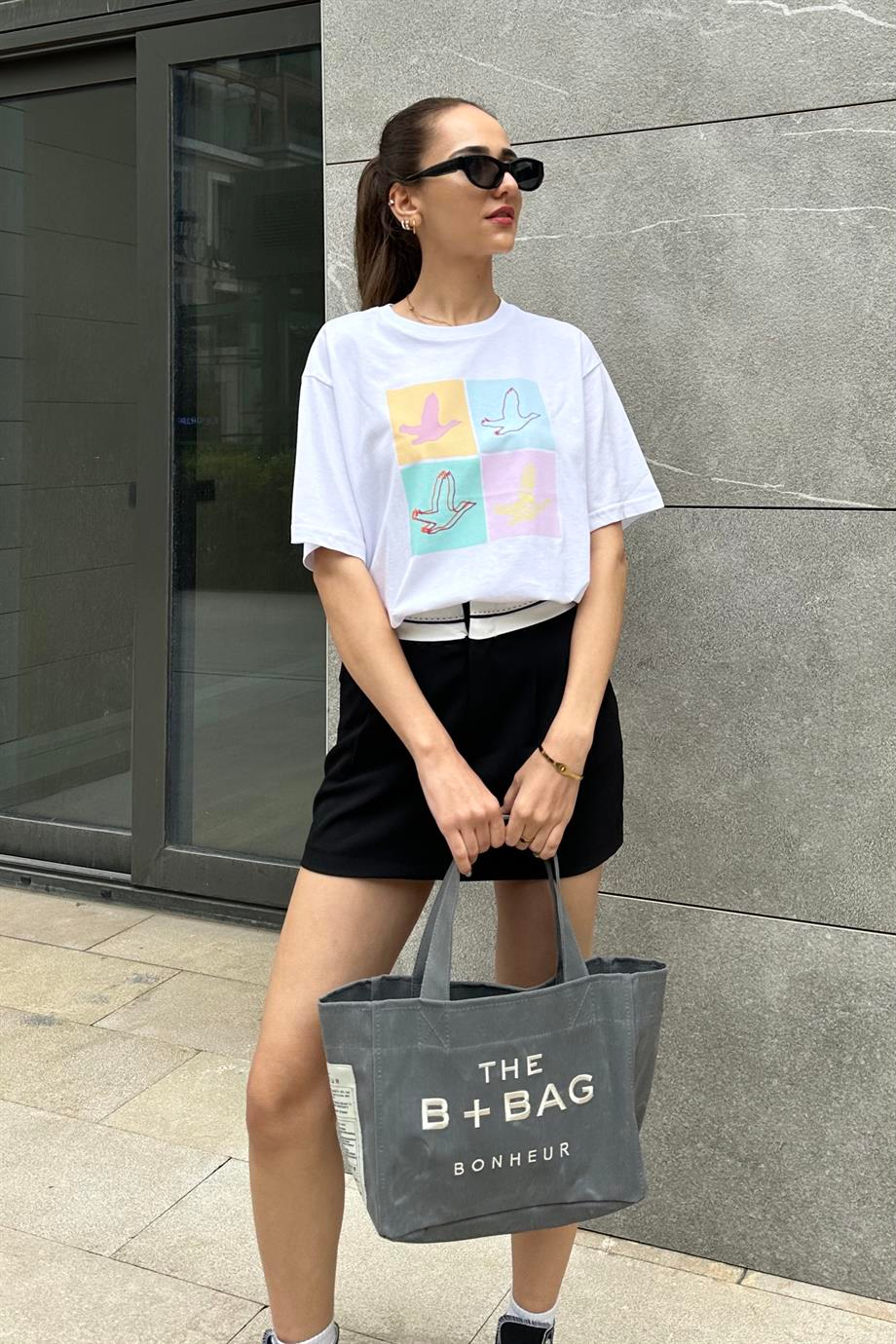 Beyaz Baskılı T-Shirt - Kadın T-Shirt Modelleri - Nazliye Moda | Kadın Giyim Modası
