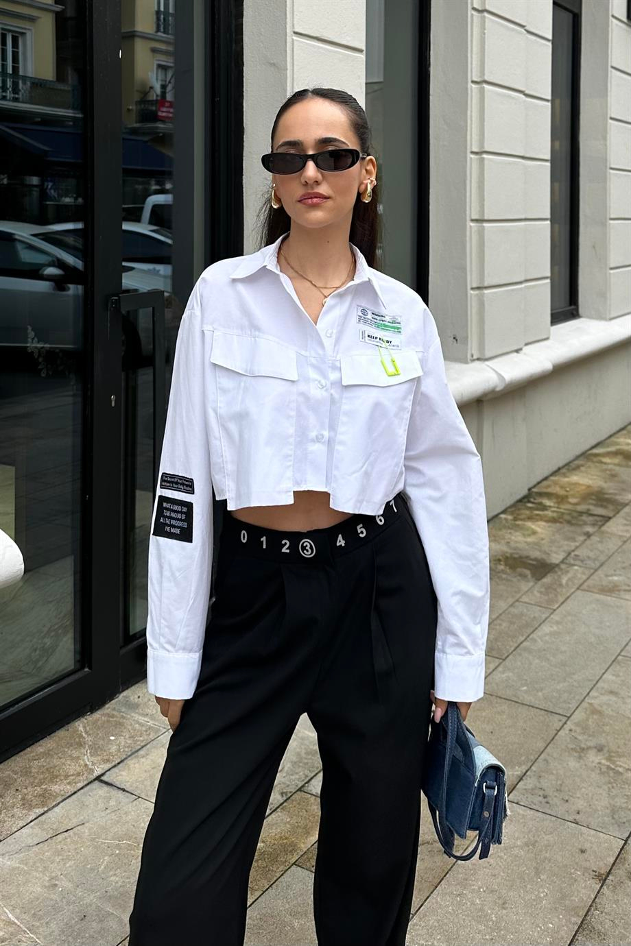 Beyaz Crop Tasarım Gömlek - Kadın Shirts Modelleri - Nazliye Moda - Kadın Giyim Modası