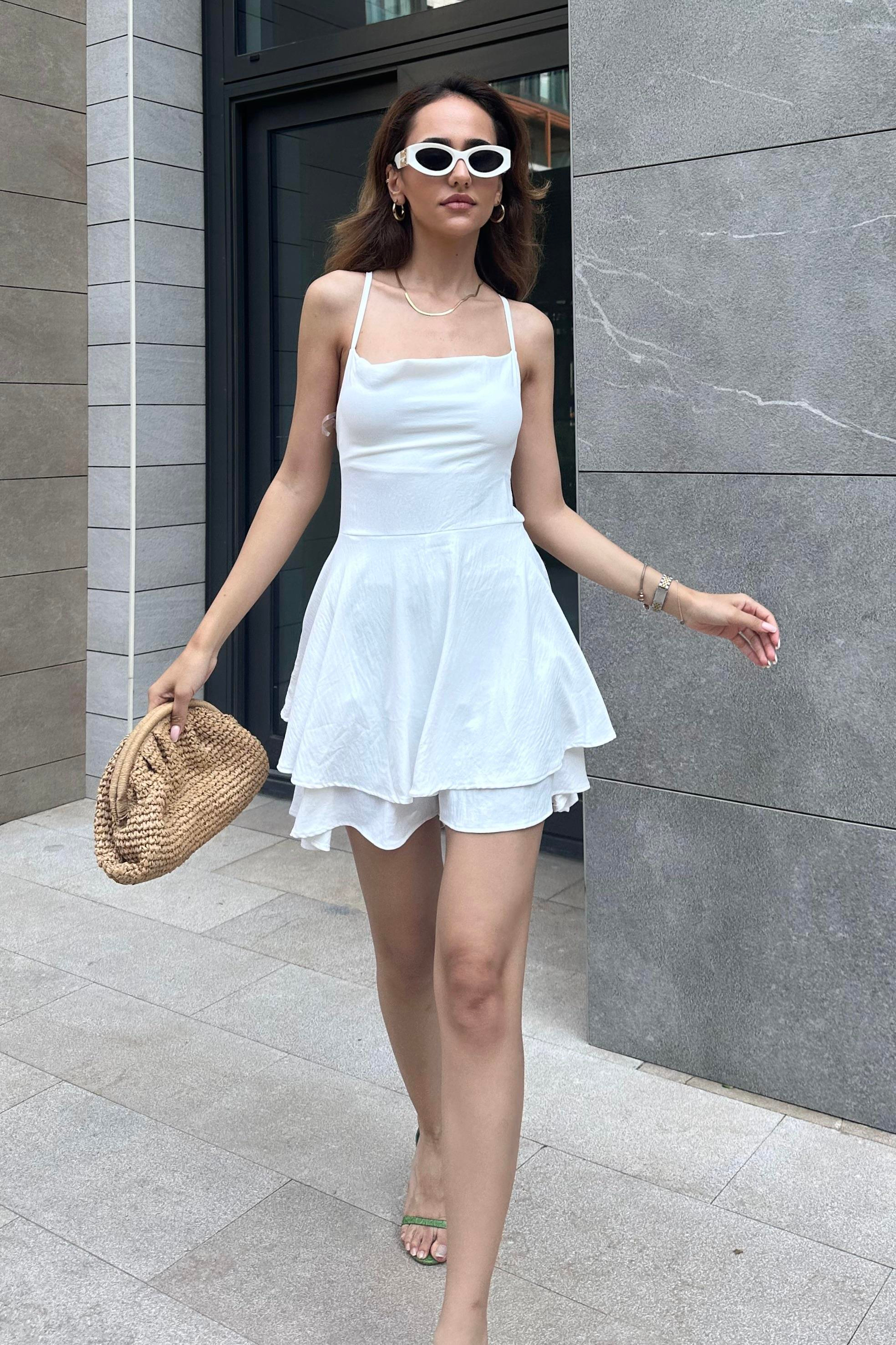 Beyaz Sırt Dekolte Tulum Elbise - Kadın Elbise Modelleri - Nazliye Moda | Kadın Giyim Modası