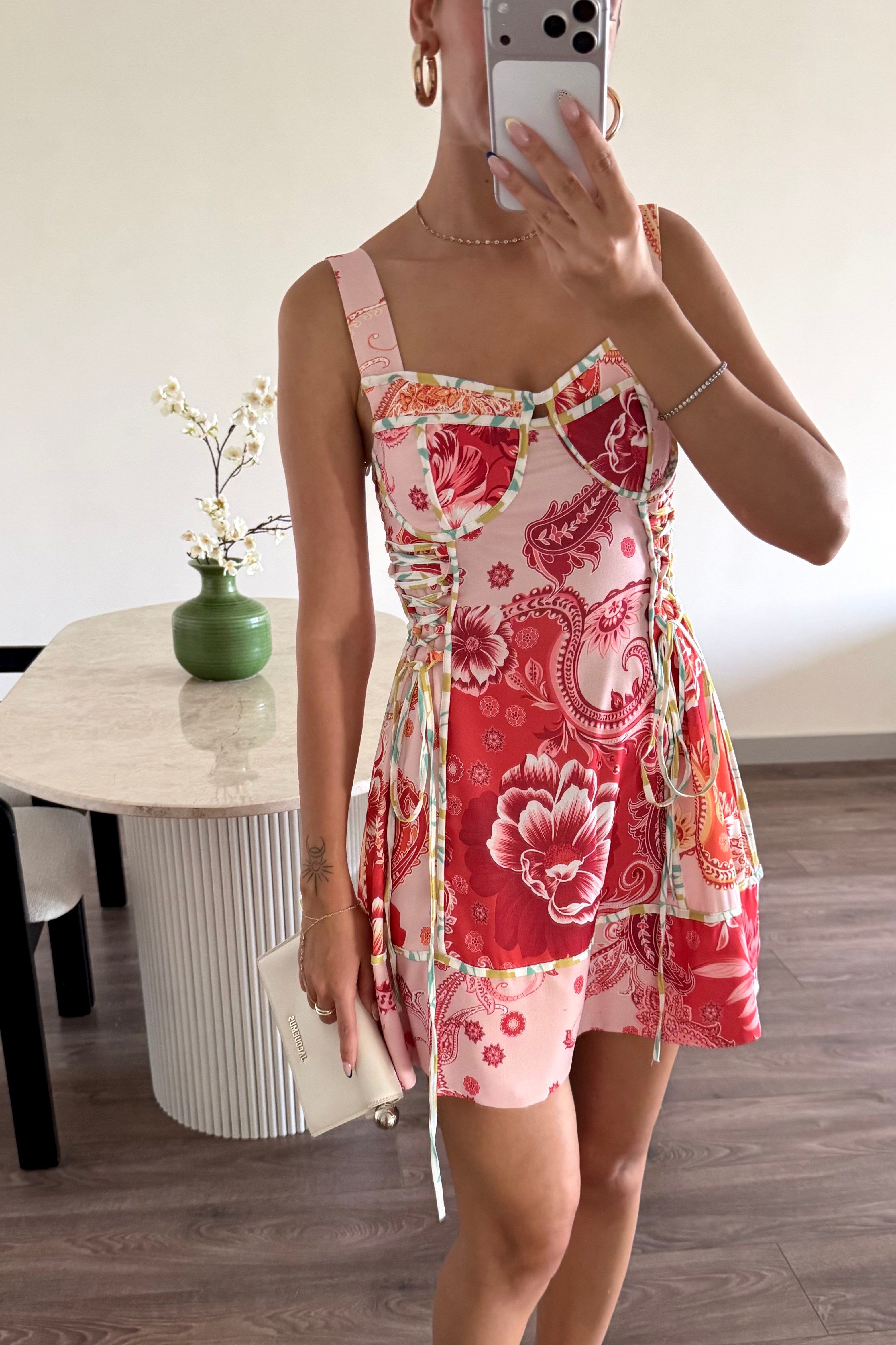 Çiçek Desen Bağlama Detaylı Mini Elbise - Kadın Elbise Modelleri - Nazliye Moda | Kadın Giyim Modası