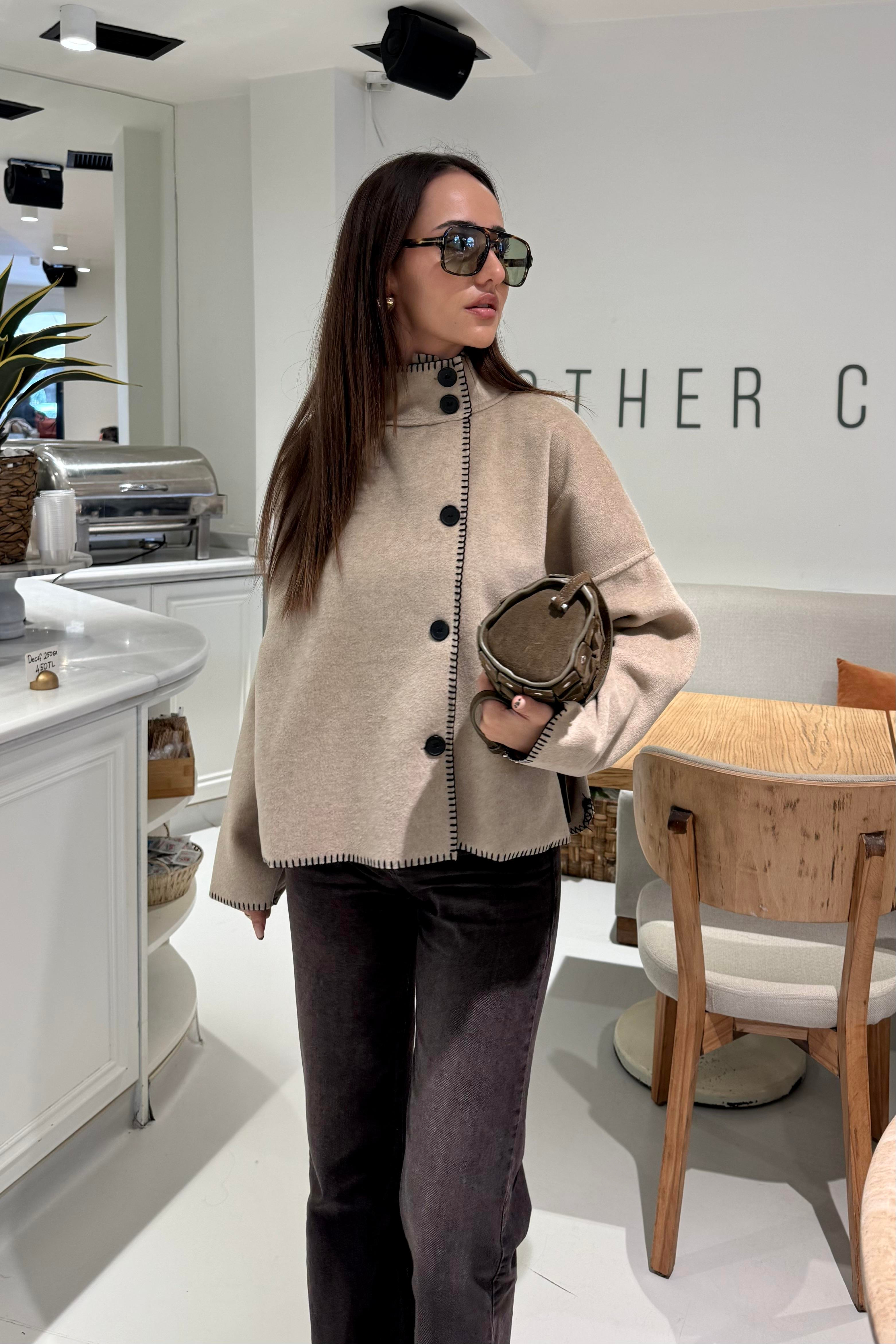 Ekru Çoban Dikişli Ceket - Kadın Ceket Modelleri - Nazliye Moda | Kadın Giyim Modası