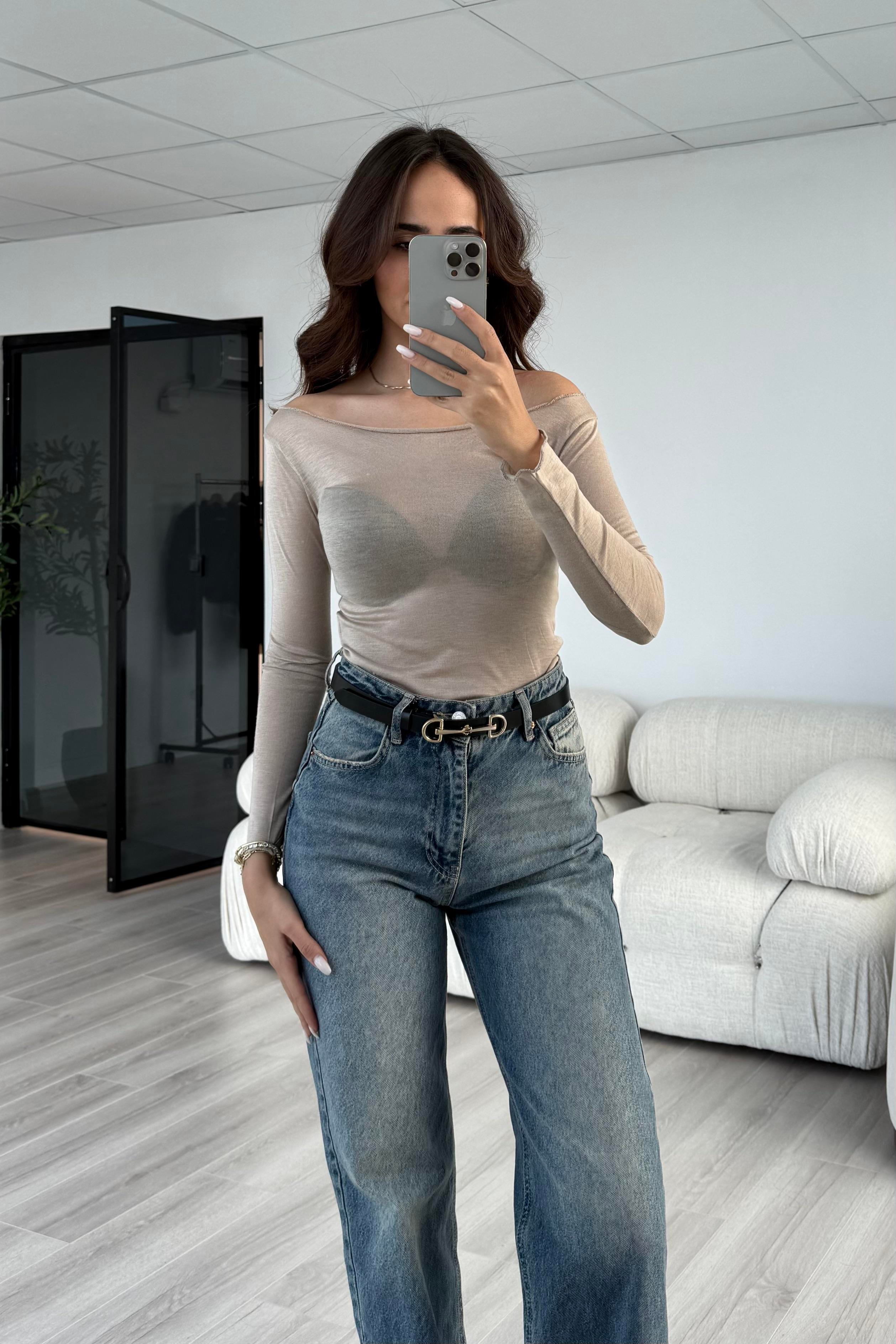 Ekru Dekolte Basic Bluz - Kadın Blouses Modelleri - Nazliye Moda | Kadın Giyim Modası