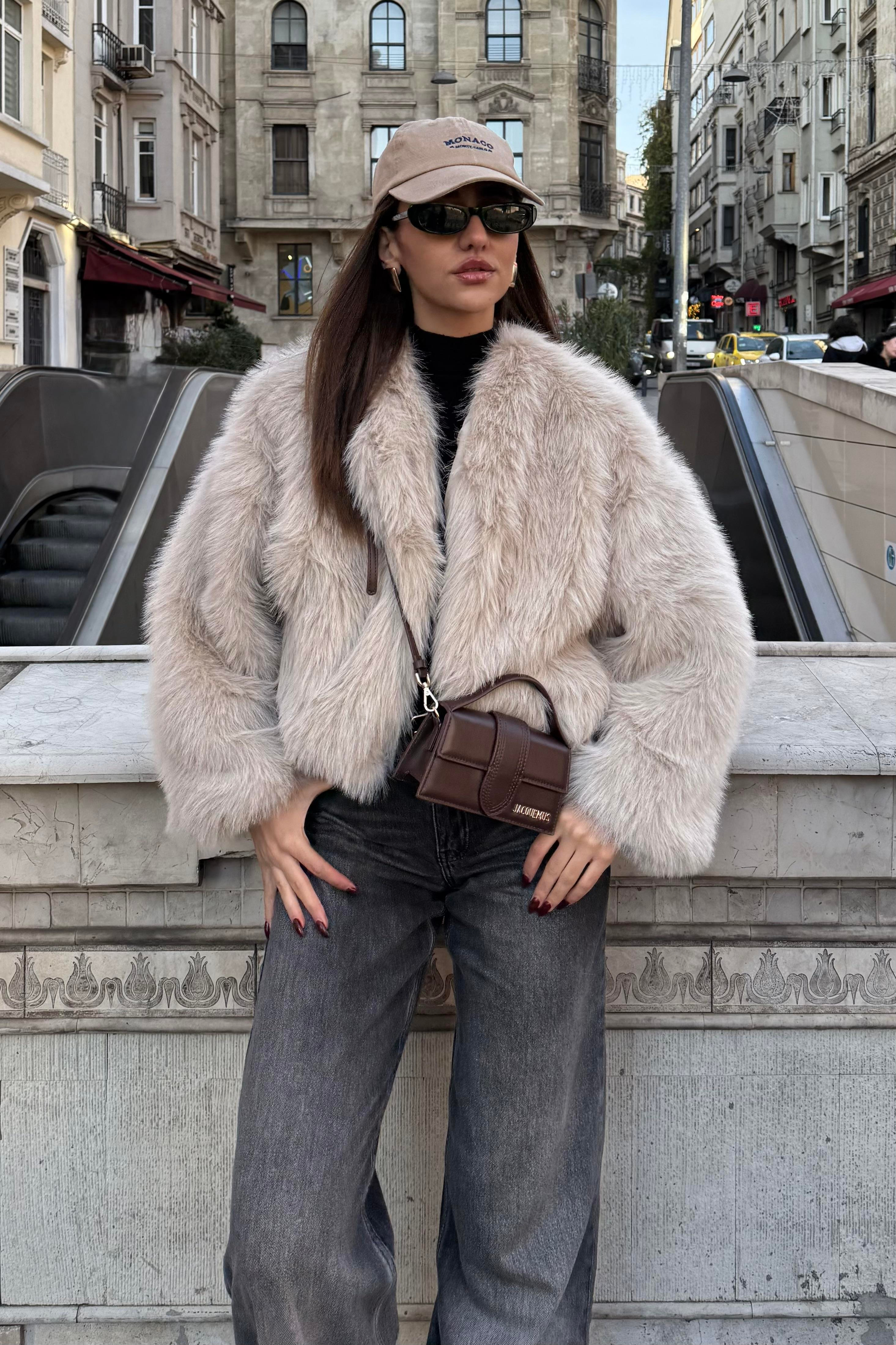 Ekru Oversize Premium Midi Kürk - Kadın Coats Modelleri - Nazliye Moda | Kadın Giyim Modası