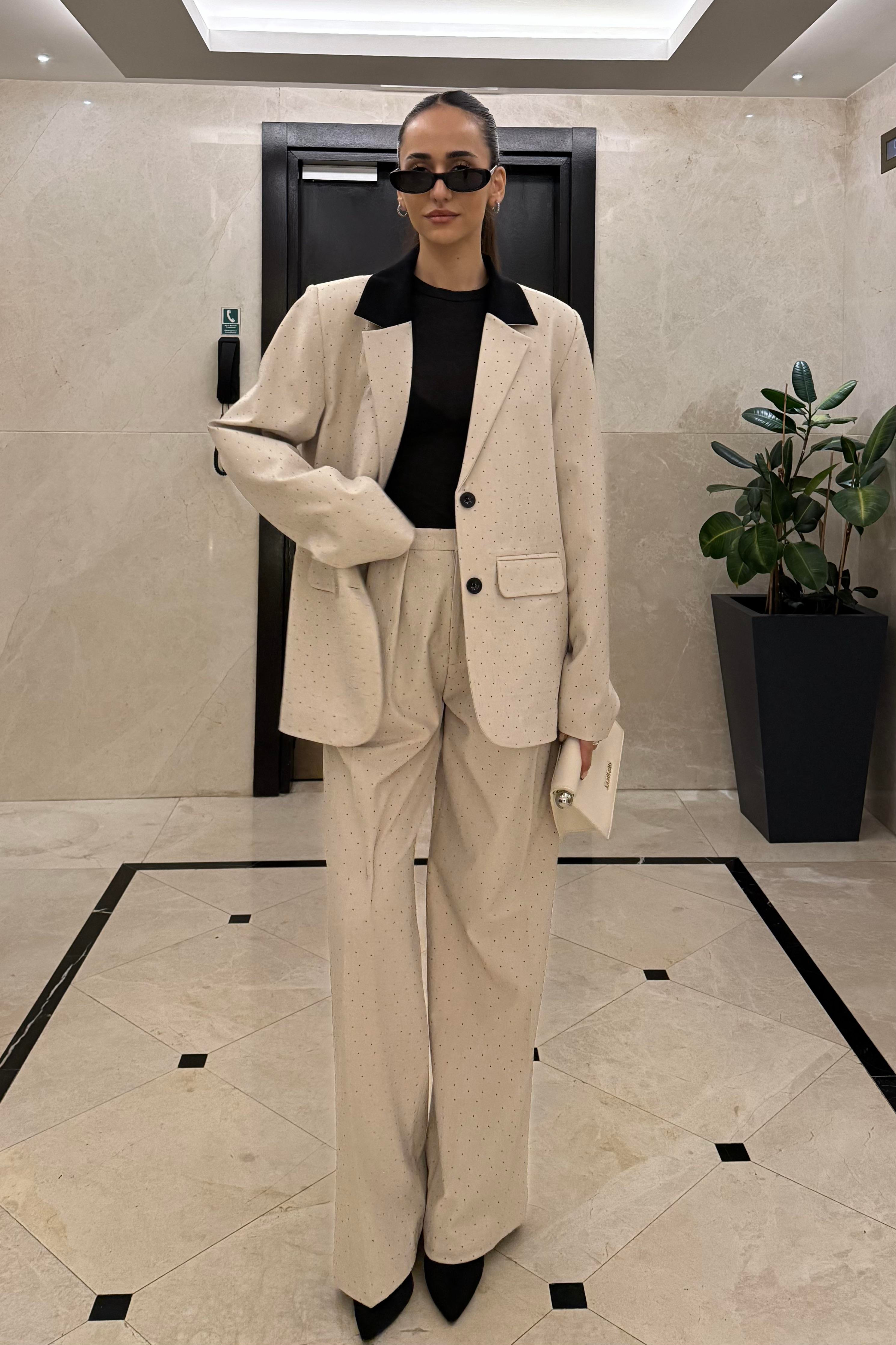 Ekru Taşlı Tasarım Pantolon - Kadın Trousers Modelleri - Nazliye Moda | Kadın Giyim Modası