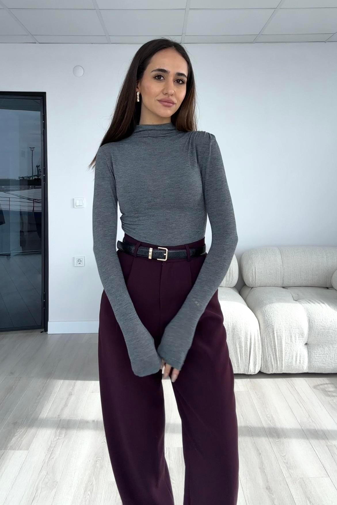 Füme Büzgülü Dekolte Basic Bluz - Kadın Blouses Modelleri - Nazliye Moda | Kadın Giyim Modası