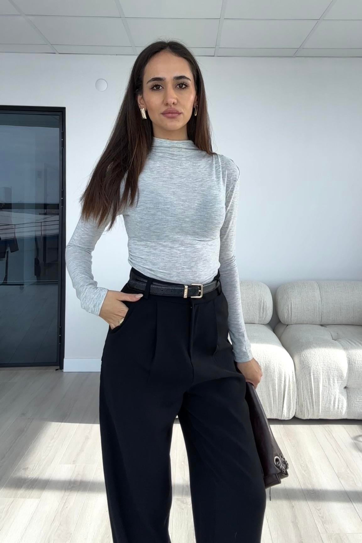 Gri Büzgülü Dekolte Basic Bluz - Kadın Blouses Modelleri - Nazliye Moda | Kadın Giyim Modası