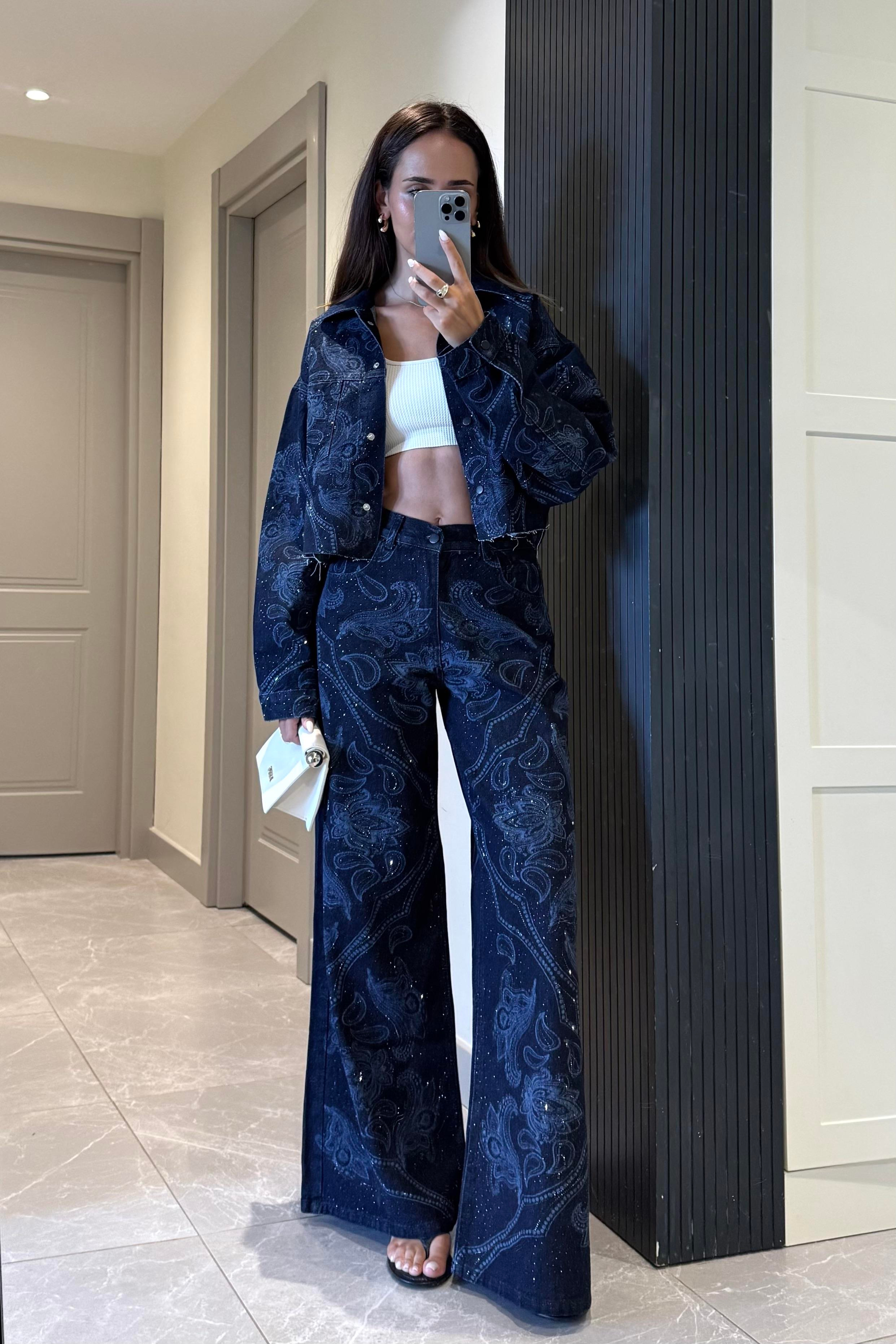 İndigo Mavi Baskı Detay Taşlı Premium Jean - Kadın Jean Modelleri - Nazliye Moda | Kadın Giyim Modası