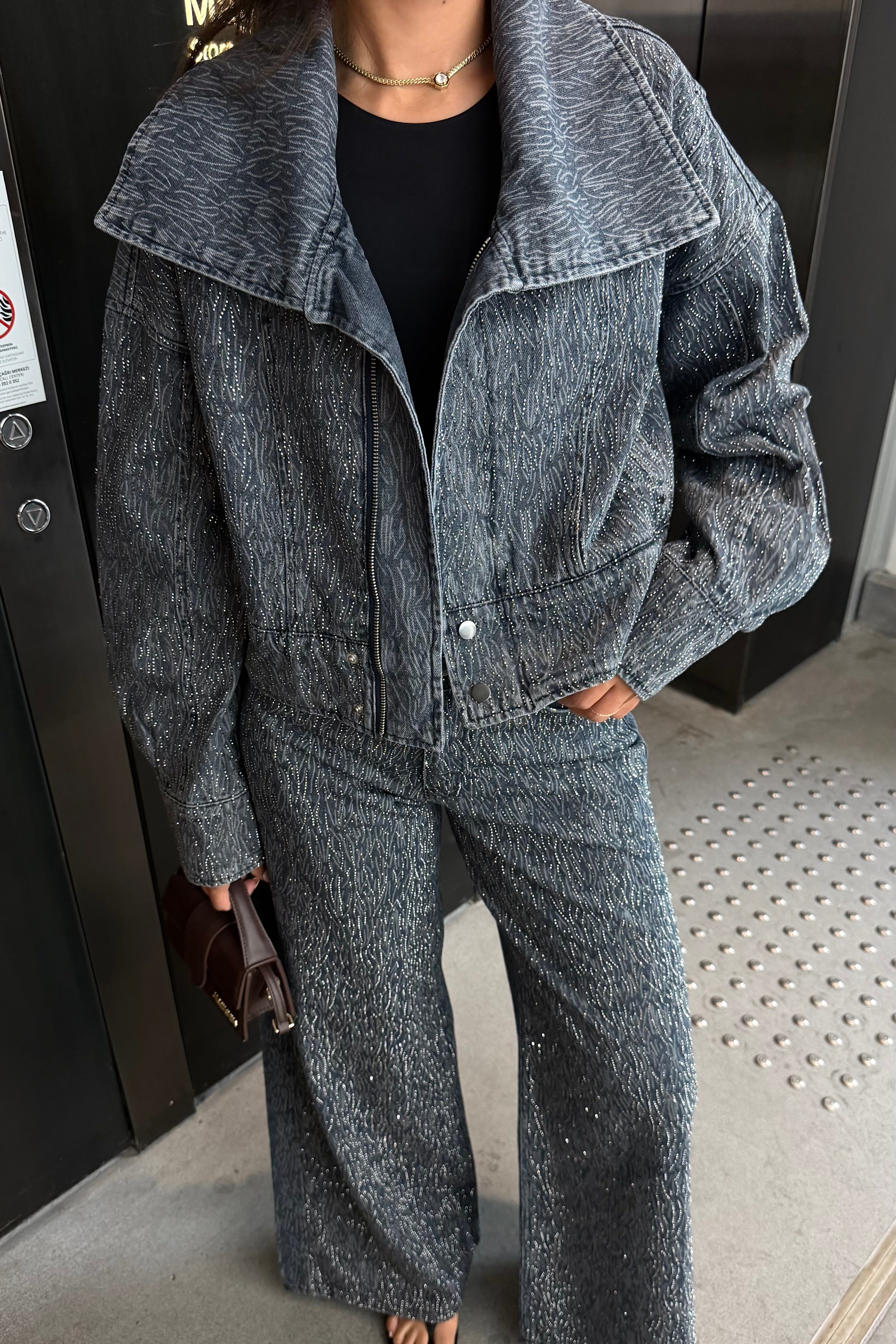 İndigo Mavi Dalgalı Taşlı Denim Ceket - Kadın Ceket Modelleri - Nazliye Moda | Kadın Giyim Modası