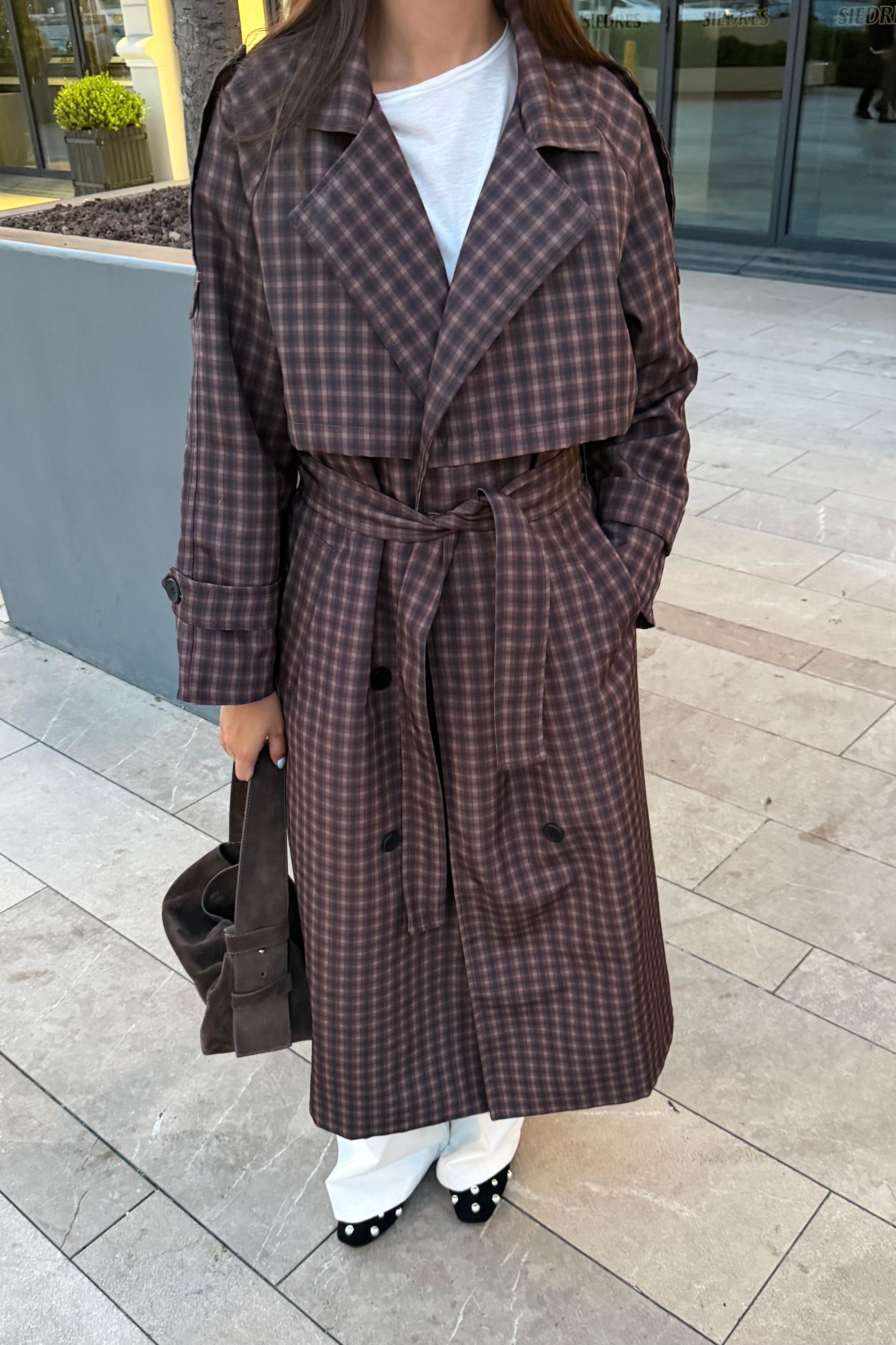 Kahve Oversize Ekose Beli Kuşaklı Trençkot - Kadın Trench Coats Modelleri - Nazliye Moda | Kadın Giyim Modası