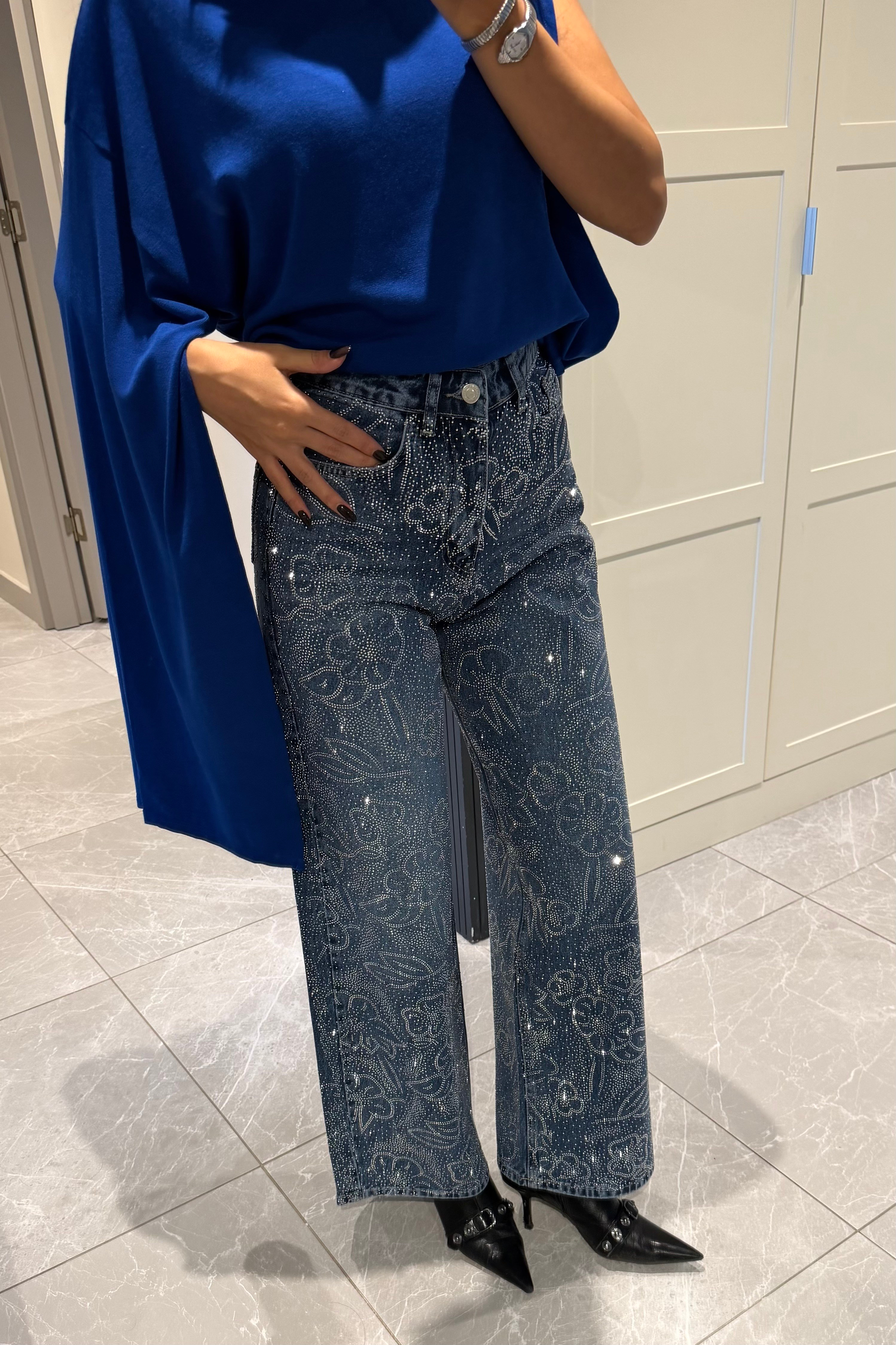 Mavi Çiçek Motifli Ön Arka Taşlı Jean - Kadın Jean Modelleri - Nazliye Moda | Kadın Giyim Modası