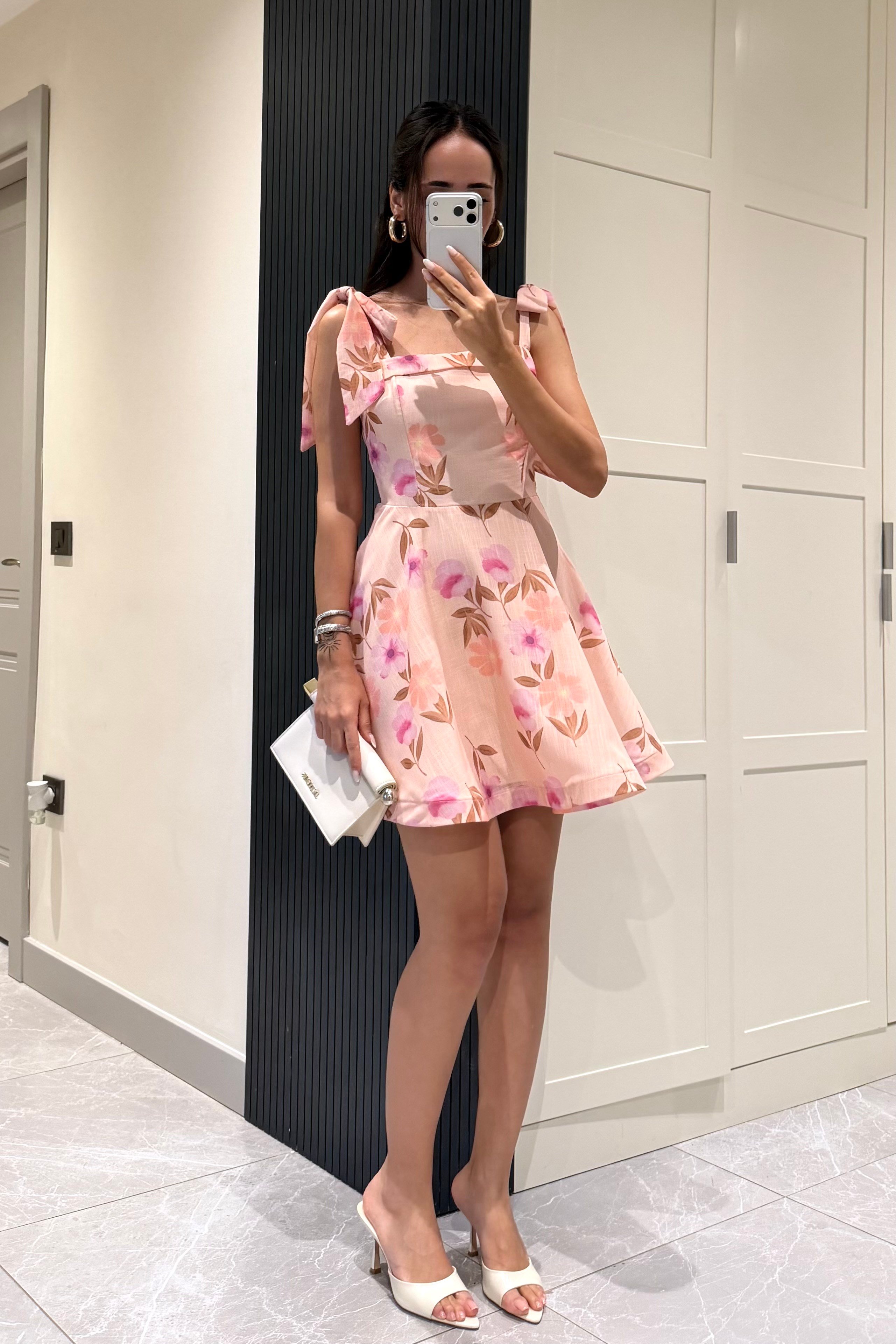 Pembe Çiçek Desenli Mini Elbise - Kadın Elbise Modelleri - Nazliye Moda | Kadın Giyim Modası