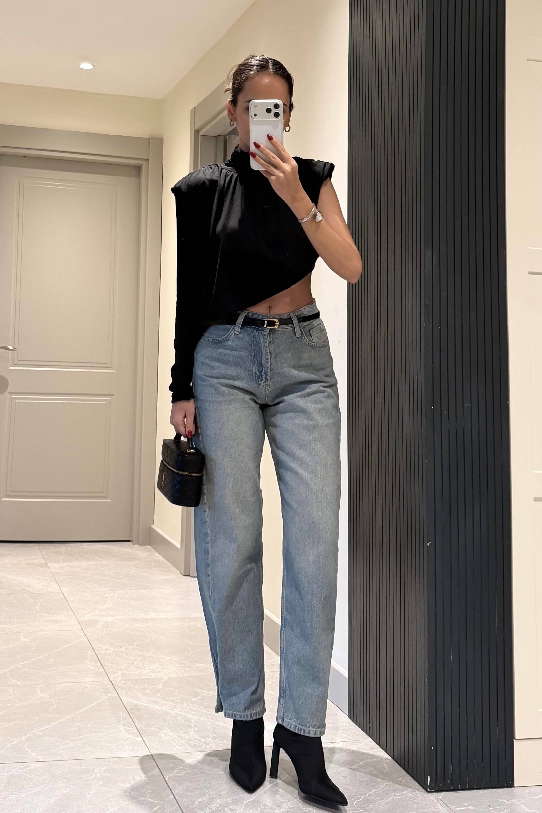Siyah Asimetrik Bluz - Kadın Bluz Modelleri - Nazliye Moda | Kadın Giyim Modası