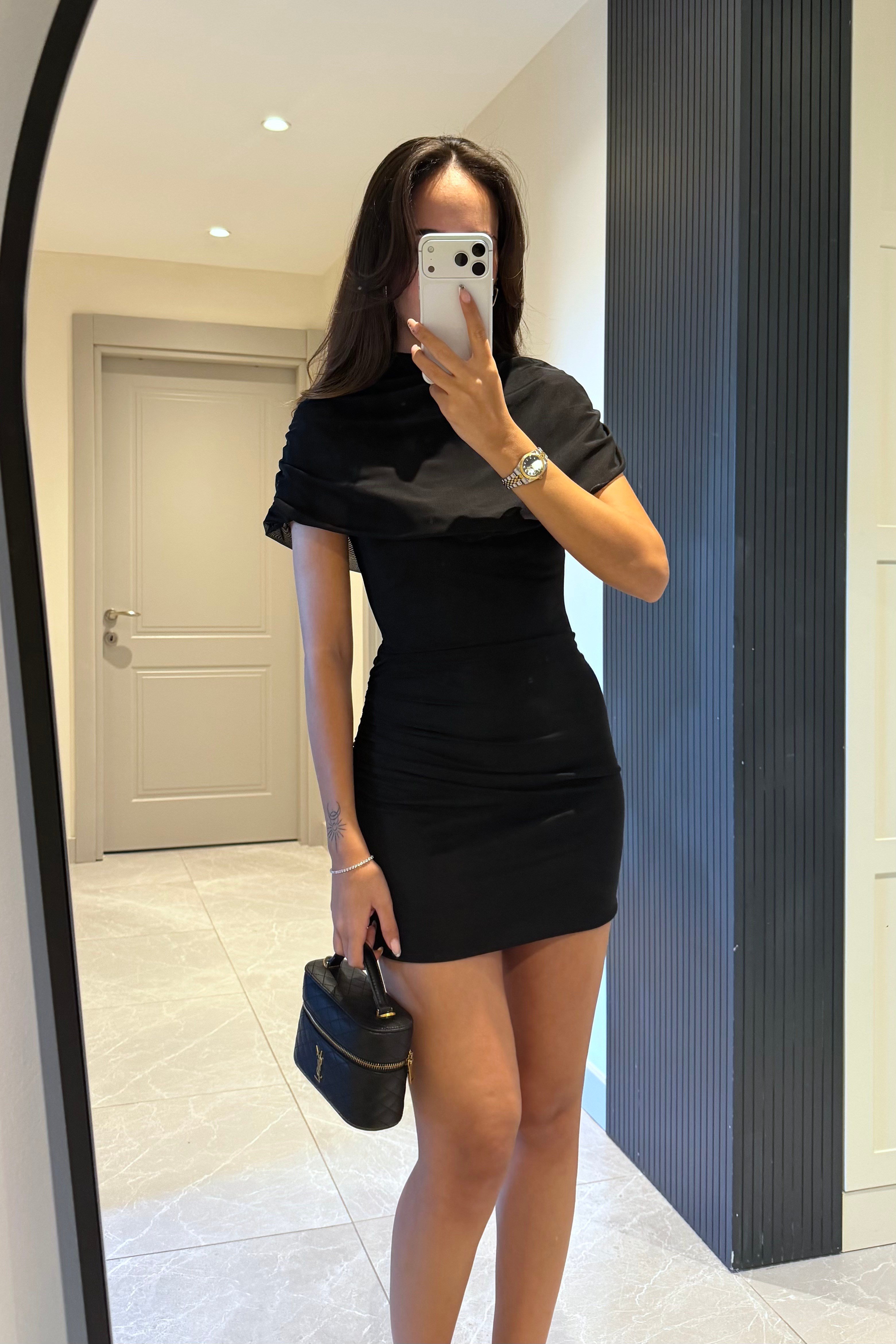 Siyah Belden Oturmalı Mini Elbise - Kadın Elbise Modelleri - Nazliye Moda | Kadın Giyim Modası