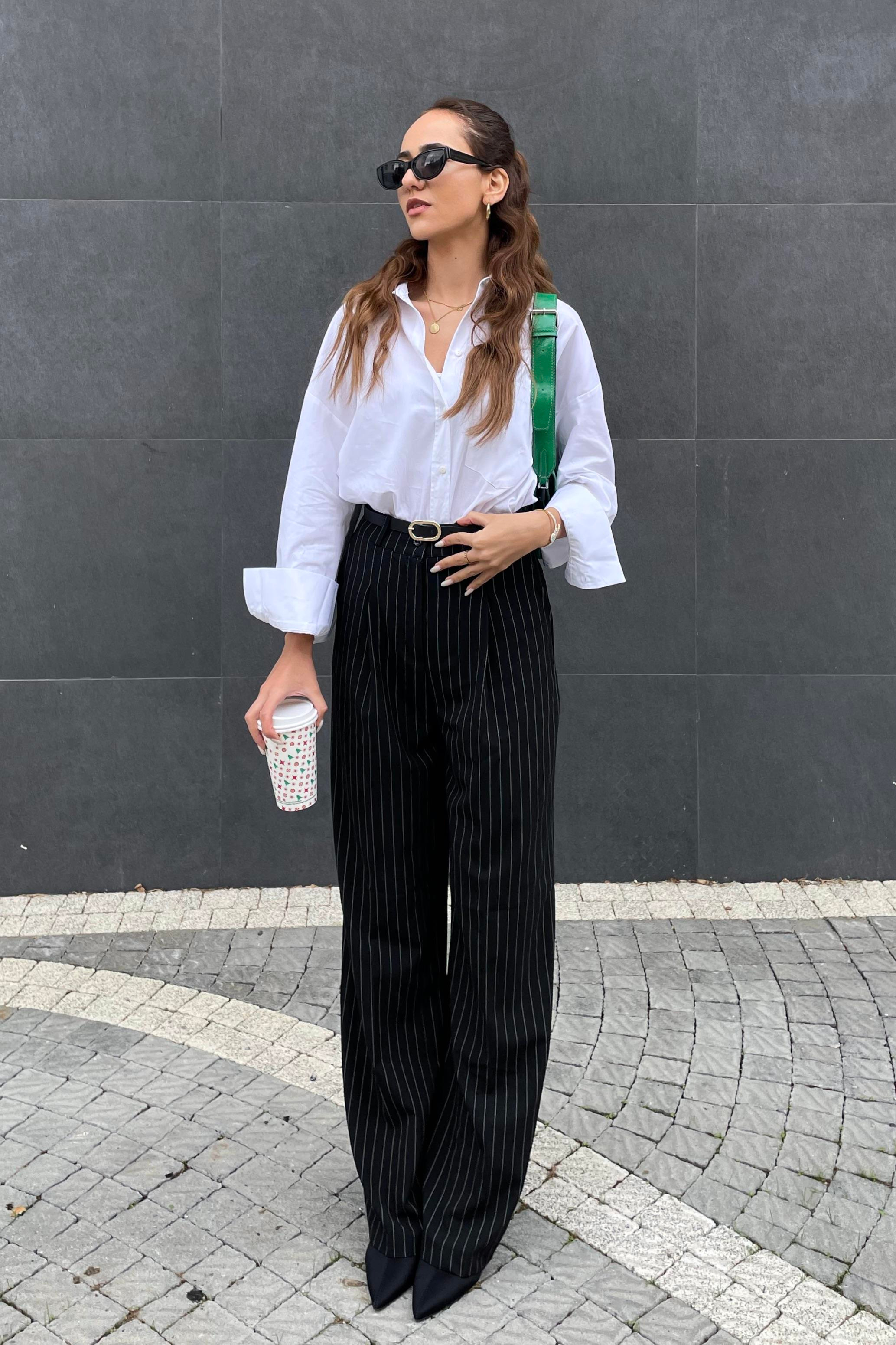 Siyah Çizgili Kumaş Pantolon - Kadın Pantolon Modelleri - Nazliye Moda | Kadın Giyim Modası