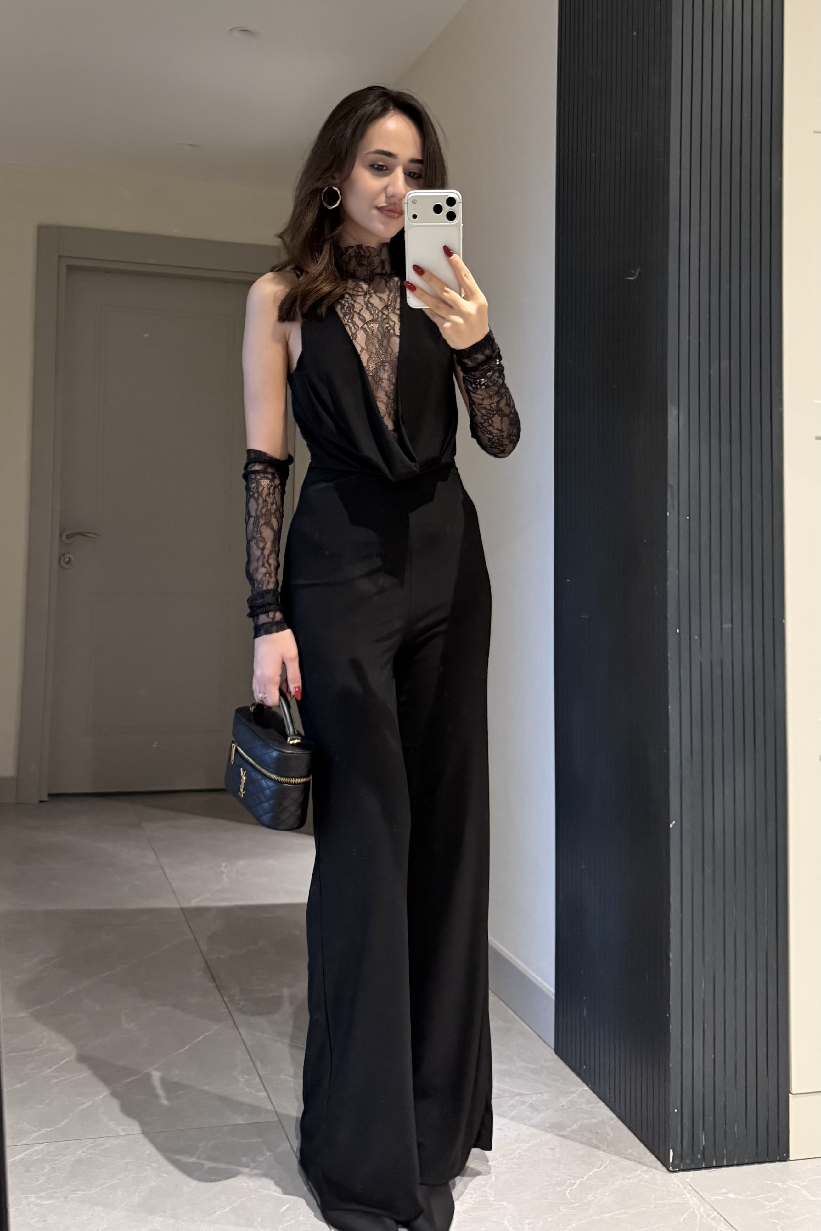 Siyah Dantel Detay Tulum - Kadın Jumpsuits Modelleri - Nazliye Moda | Kadın Giyim Modası