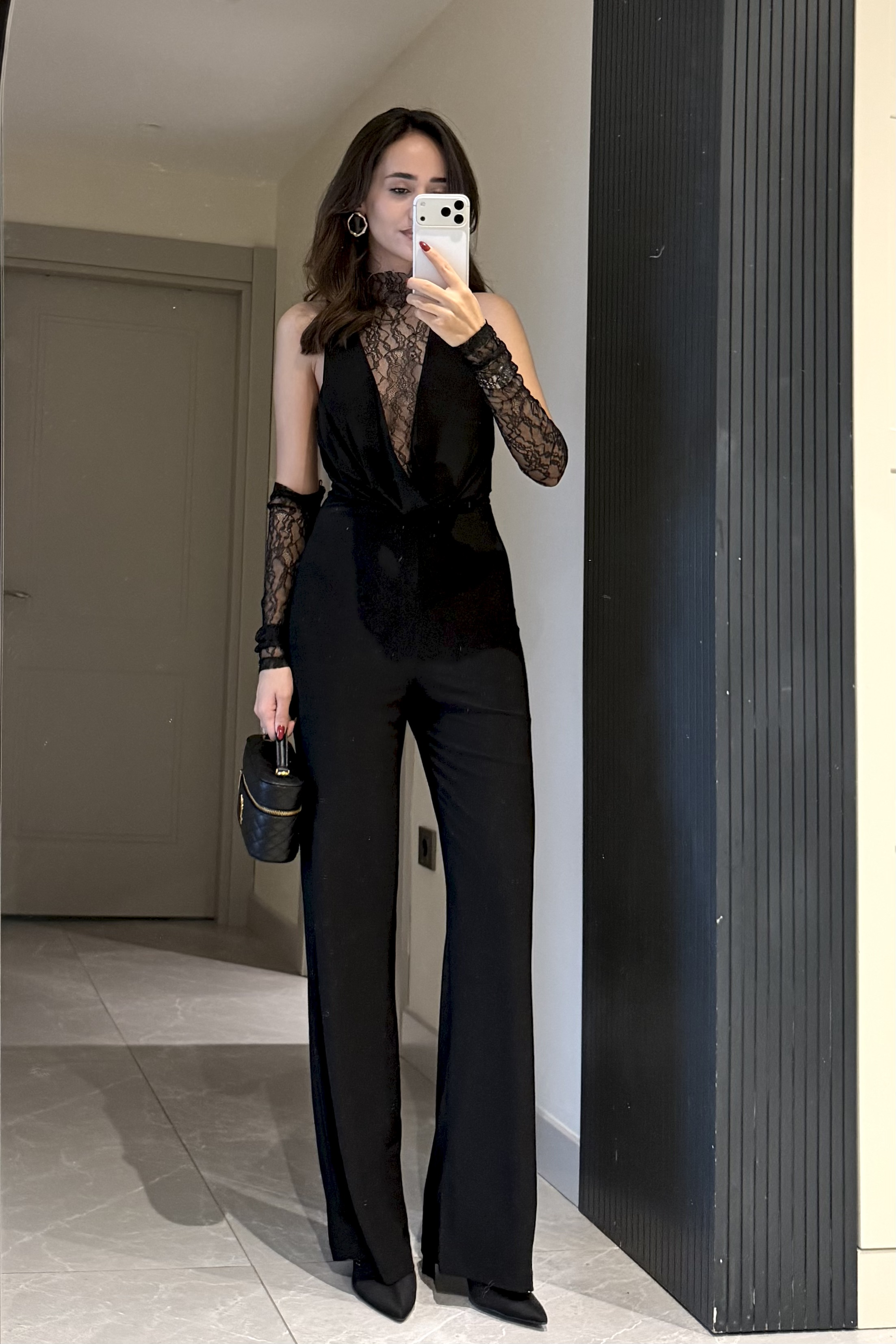 Siyah Dantel Detay Tulum - Kadın Jumpsuits Modelleri - Nazliye Moda | Kadın Giyim Modası