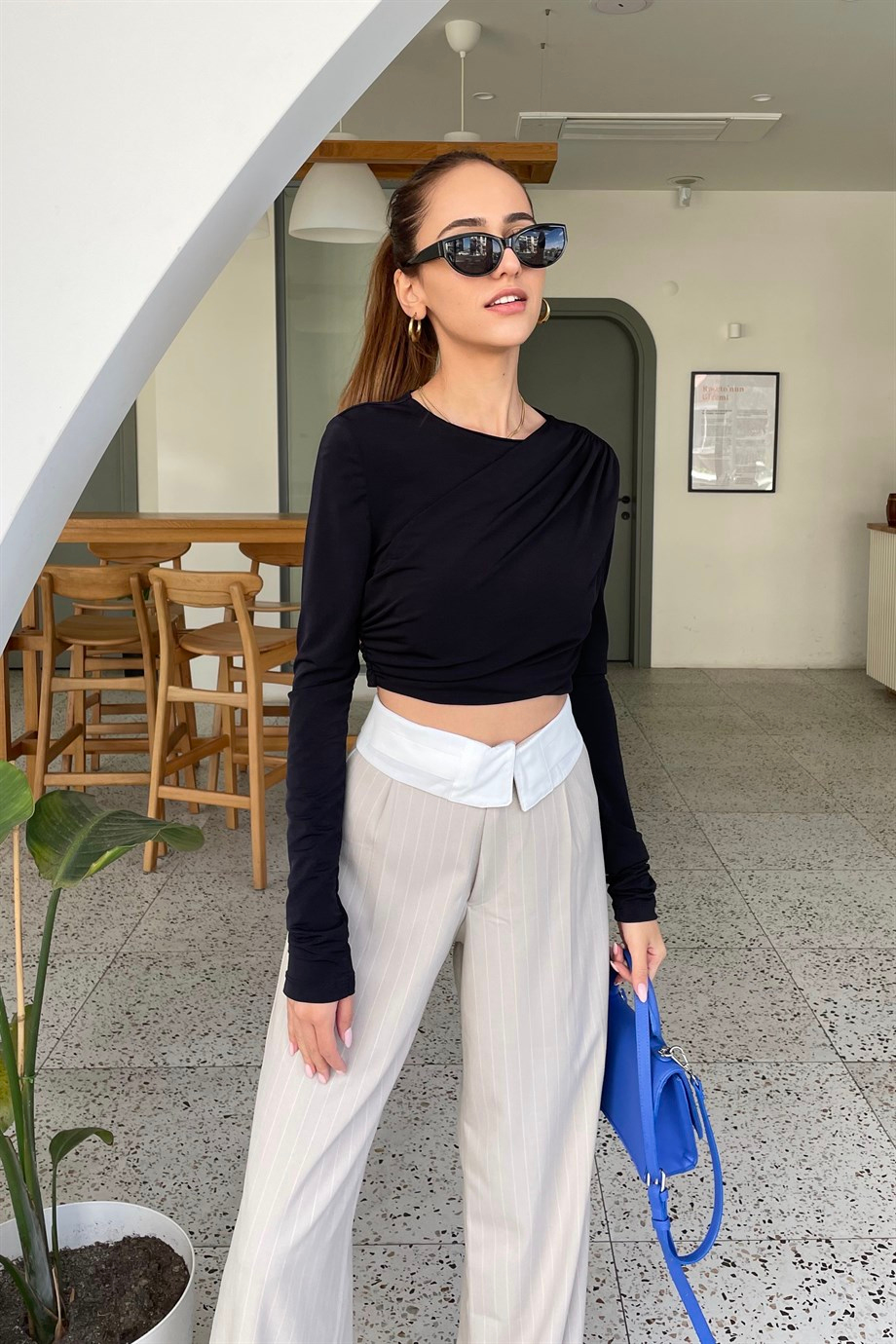 Siyah Degaje Crop Bluz - Kadın Bluz Modelleri - Nazliye.com | Kadın Başrolde