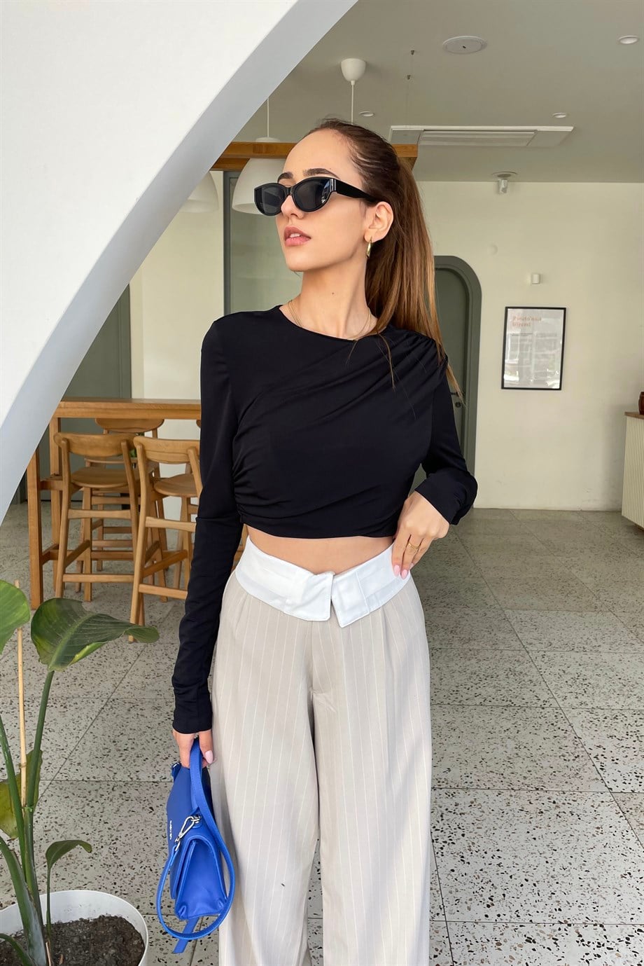 Siyah Degaje Crop Bluz - Kadın Bluz Modelleri - Nazliye.com | Kadın Başrolde