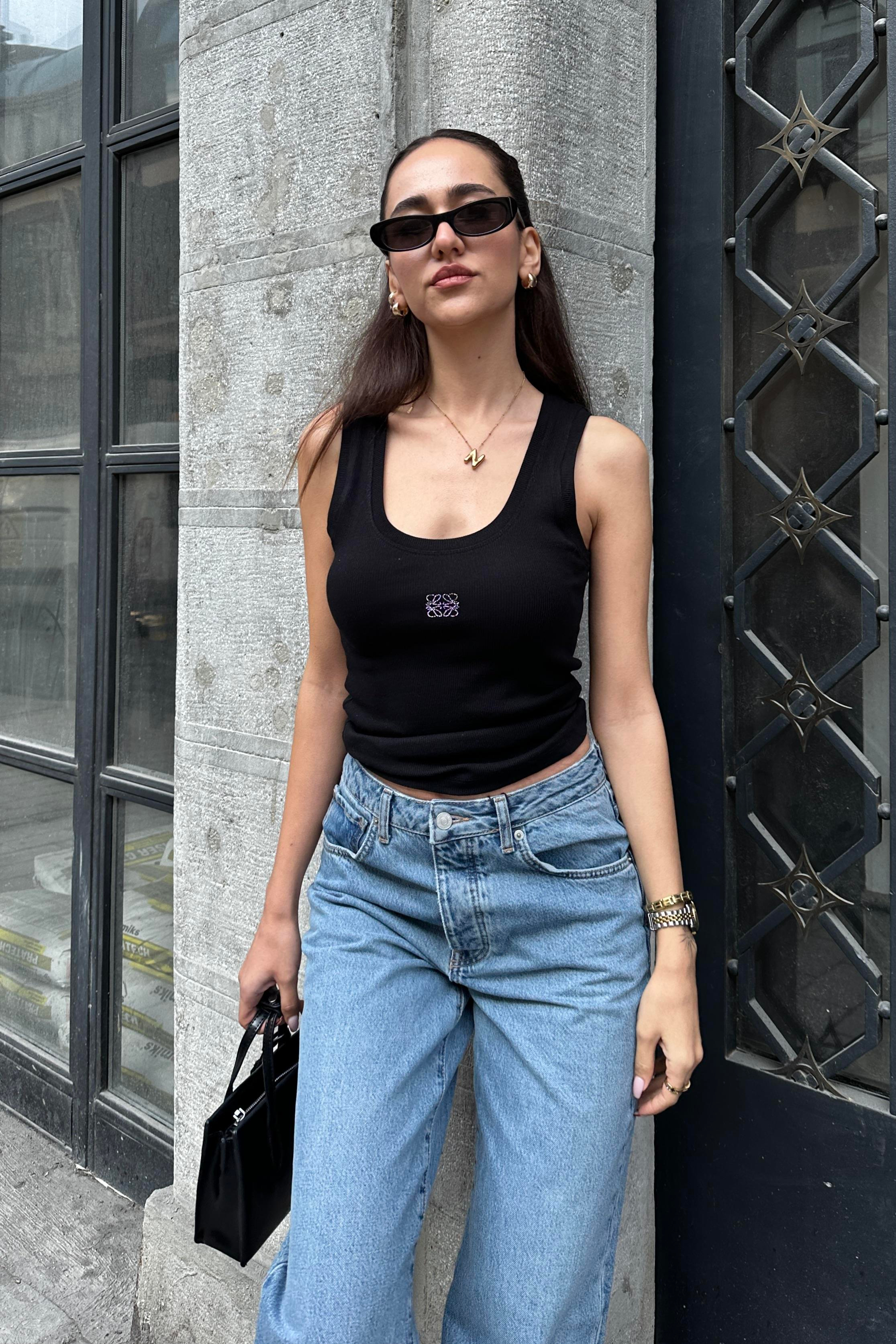 Siyah Kalın Askılı Basic Bluz - Kadın Blouses Modelleri - Nazliye Moda - Kadın Giyim Modası