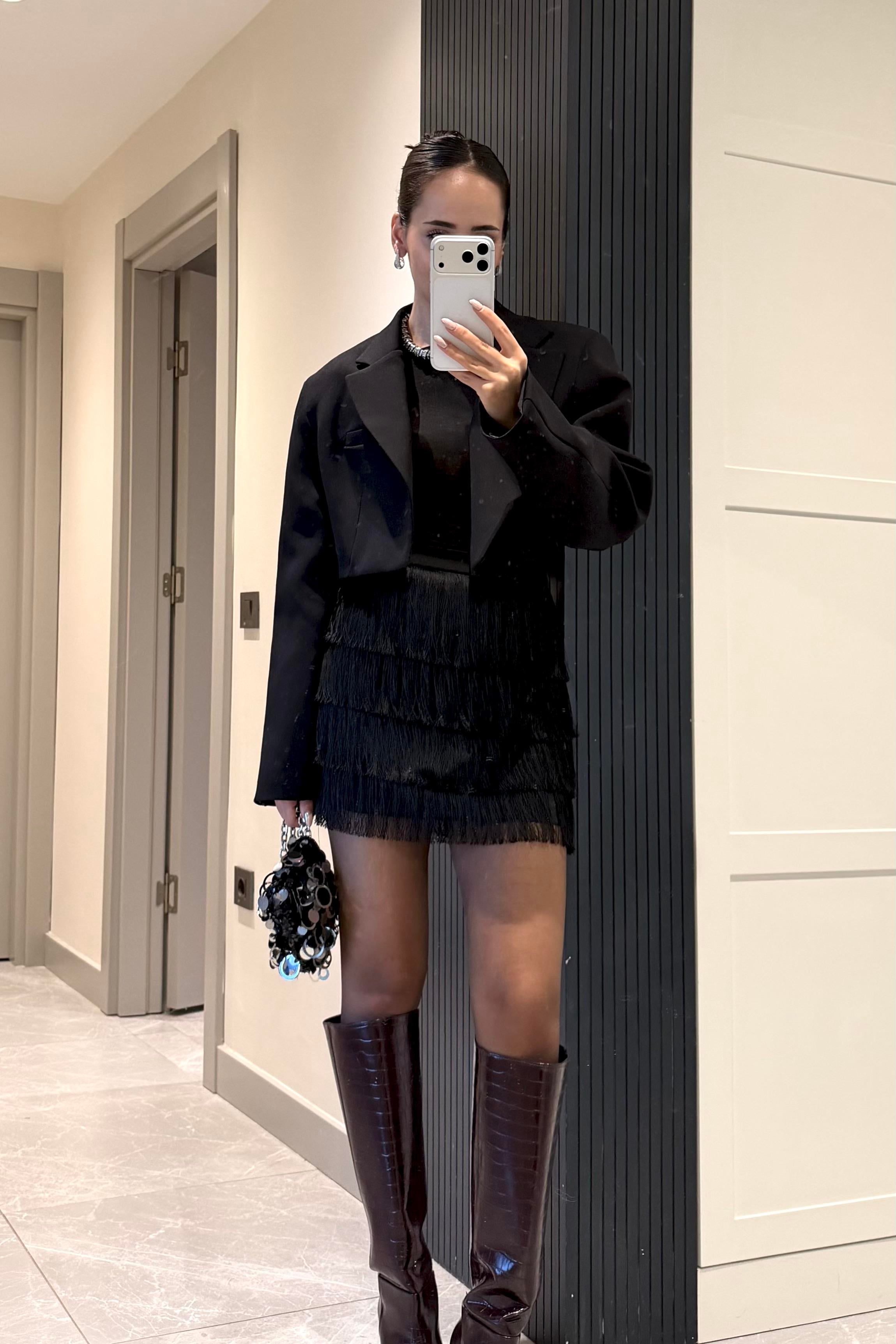 Siyah Püsküllü Mini Etek - Kadın Skirts Modelleri - Nazliye Moda | Kadın Giyim Modası