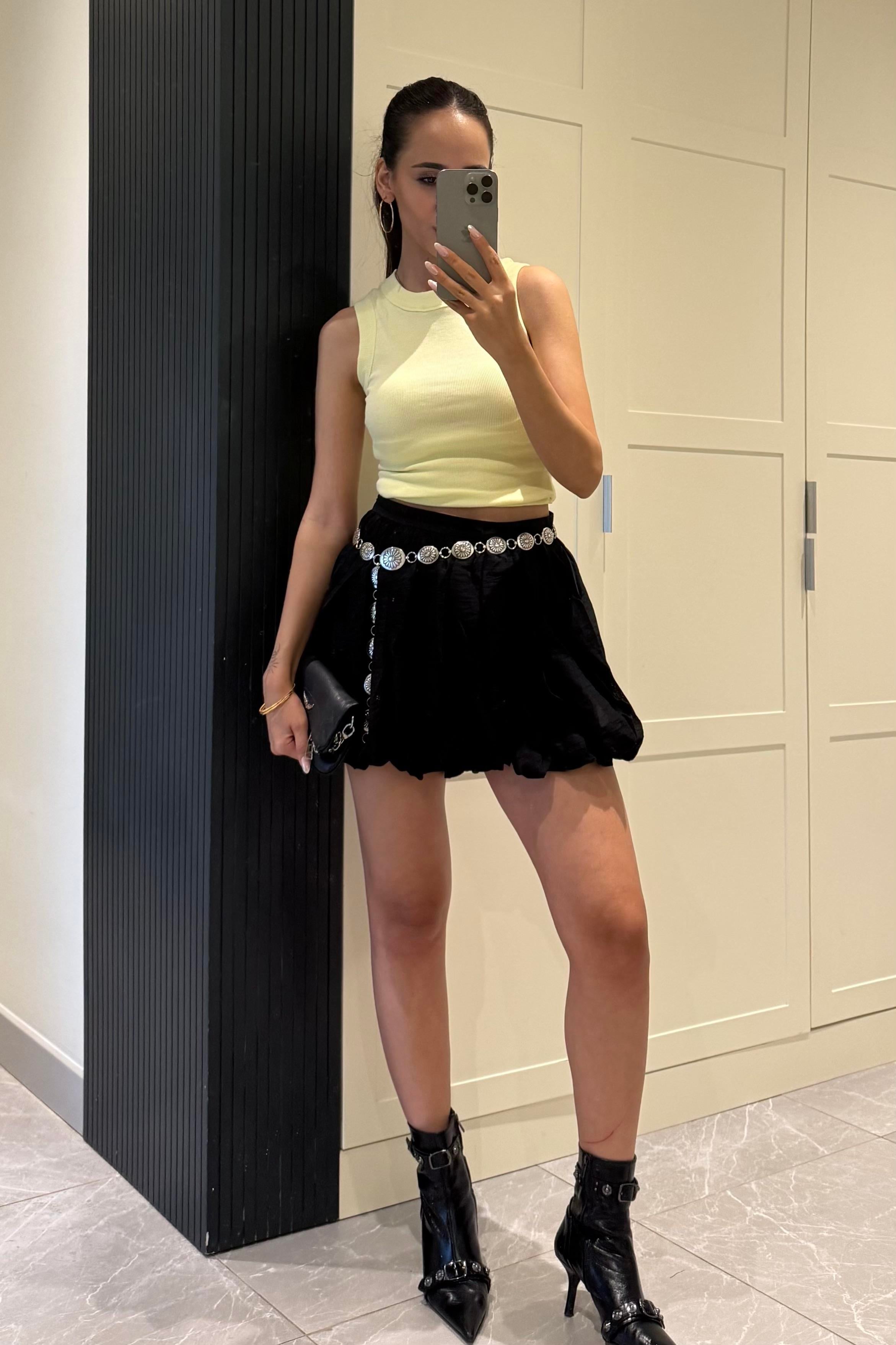 Siyah Şortlu Balon Mini Etek - Kadın Etek Modelleri - Nazliye Moda | Kadın Giyim Modası