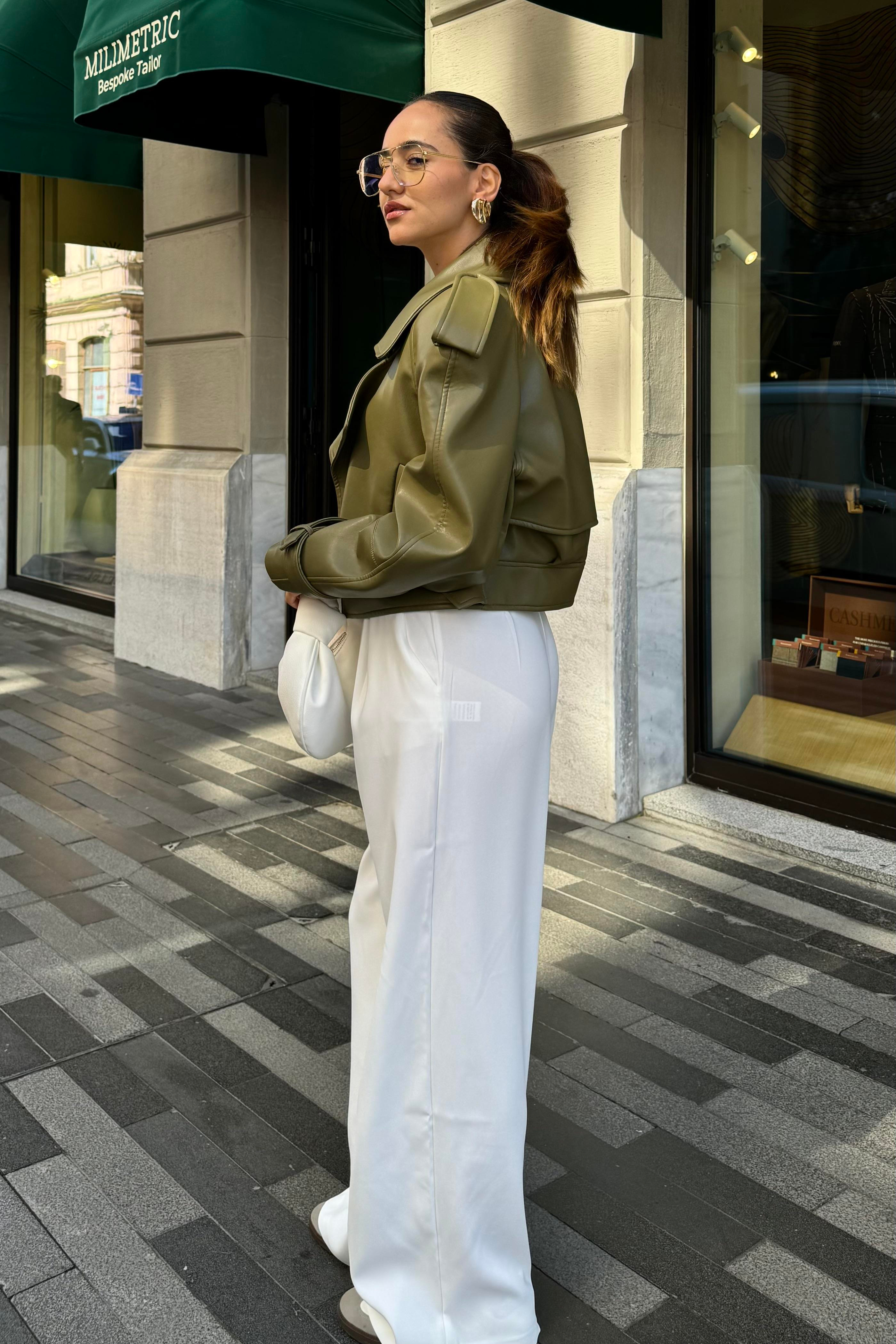 Yeşil Premium Kısa Deri Trençkot - Kadın Trench Coats Modelleri - Nazliye Moda | Kadın Giyim Modası