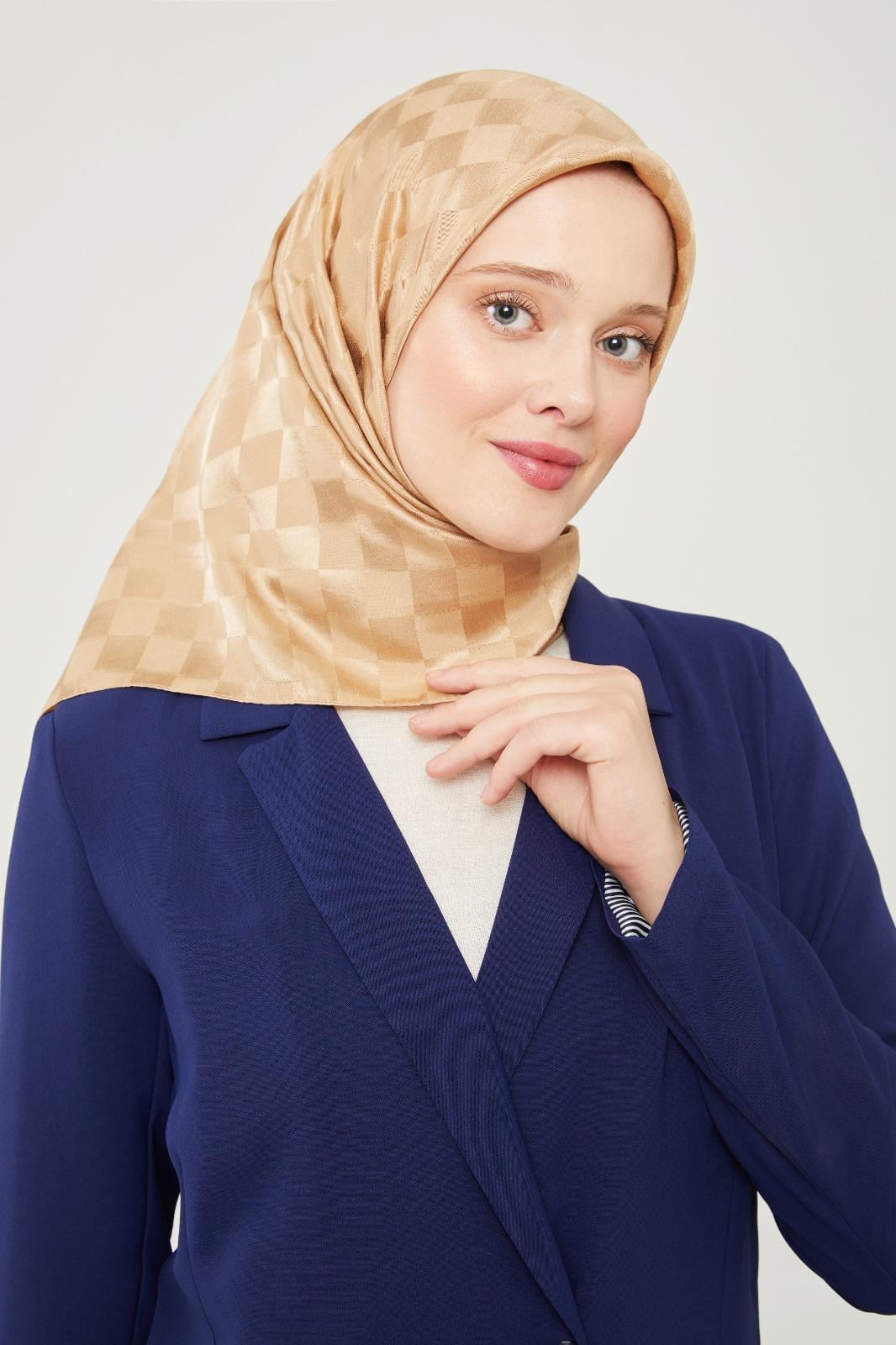 Levidor Jakarlı Eşarp - Dama - Camel