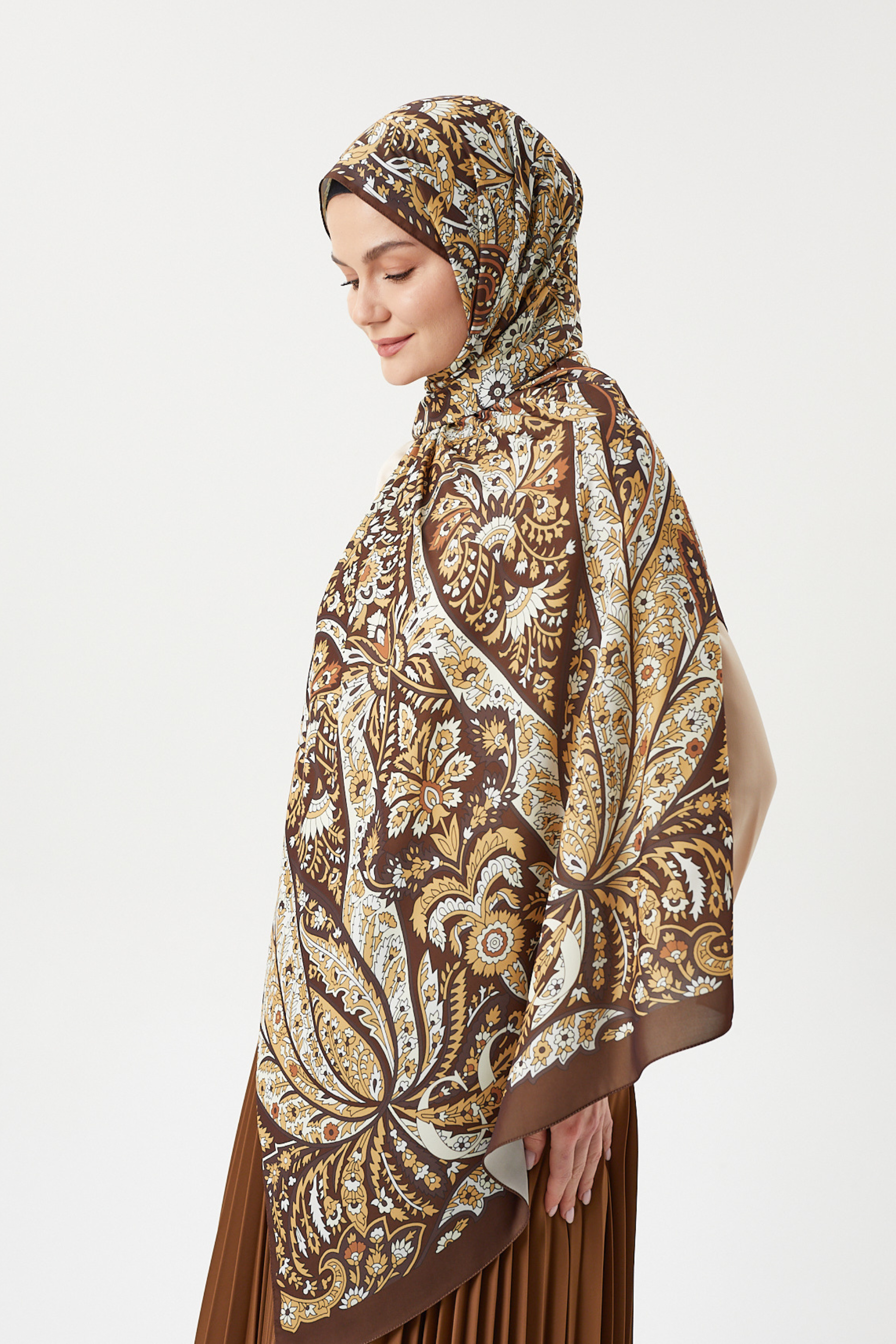 Acı Kahve Balamir Desen İpek Şal