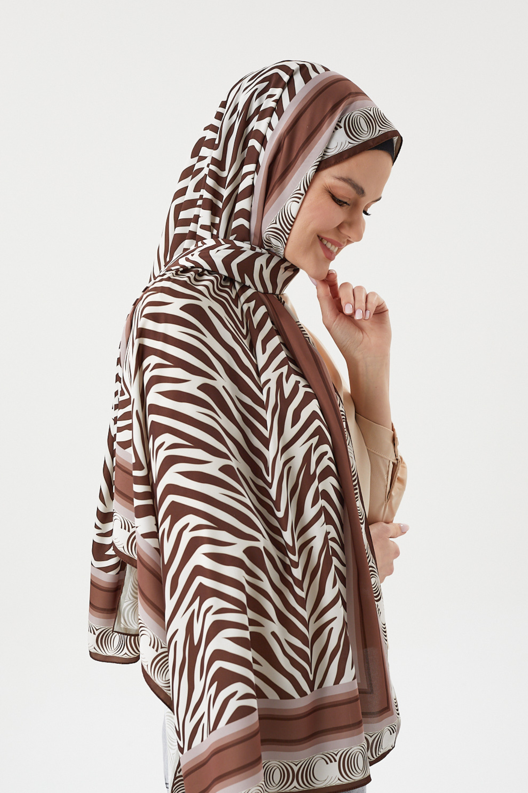 Acı Kahve Zebra Desen İpek Şal