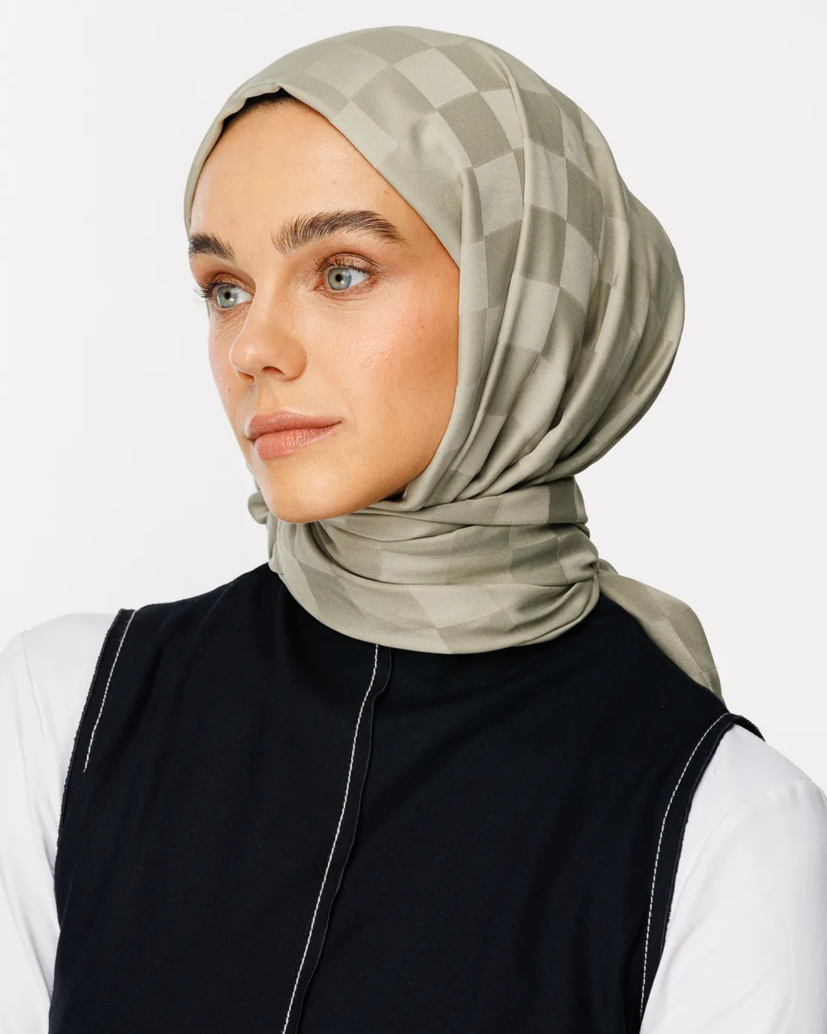 Ada Çayı Dama Desen İpeksi Jakar Şal