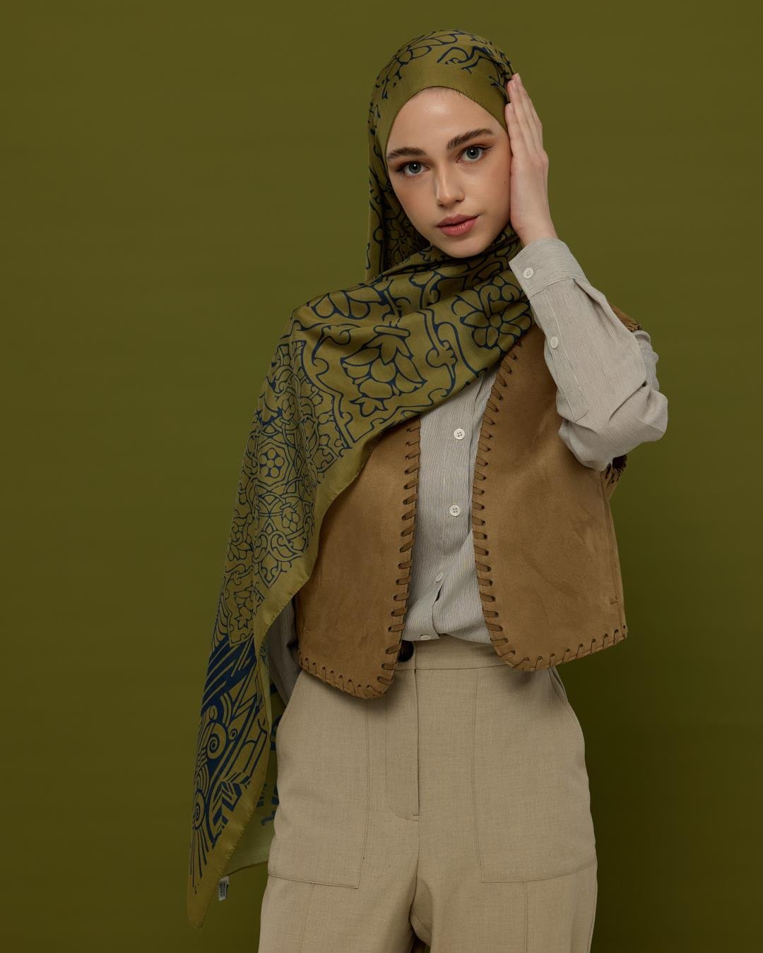 Altın & Lacivert Harem Rüyası Desen Şal