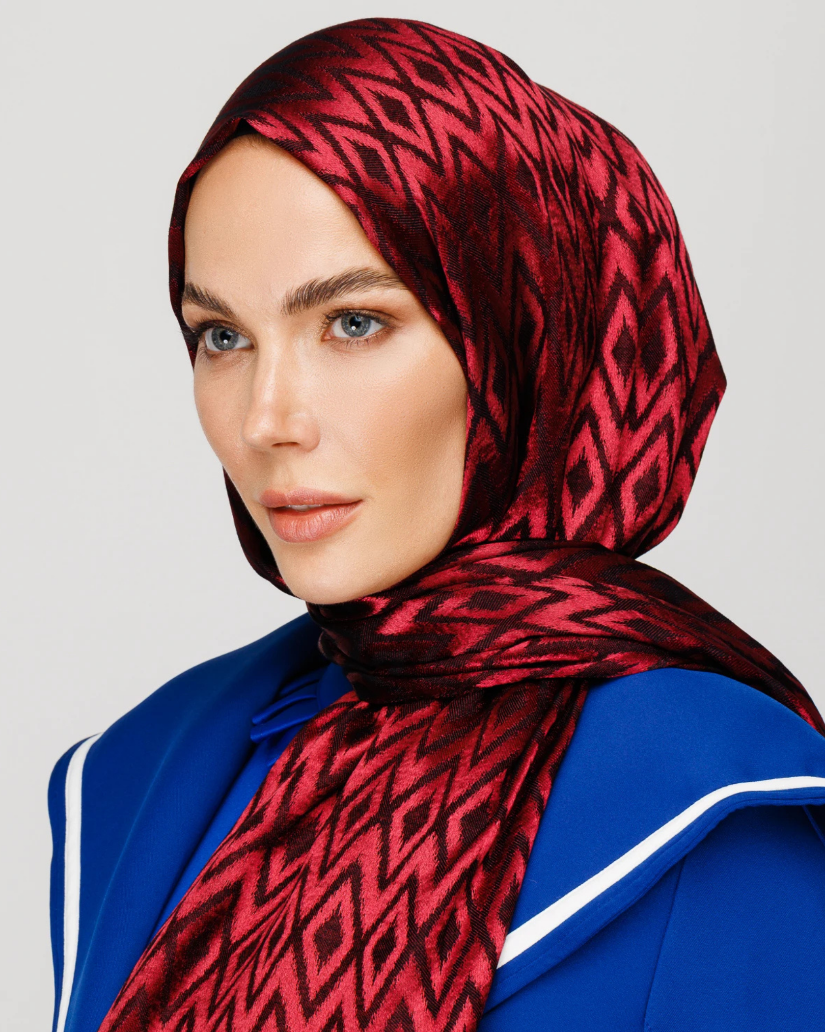 Bordo Karo Desen Parlak Jakar Şal
