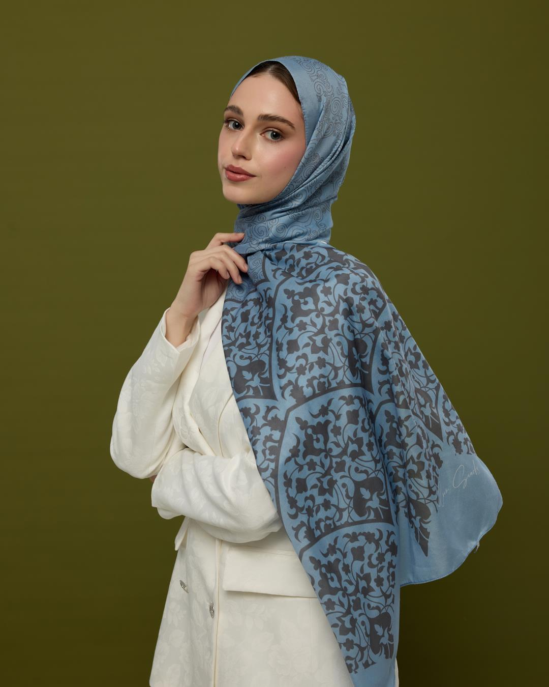 Buz Mavisi & Füme Kahve Saraylı Desen Şal