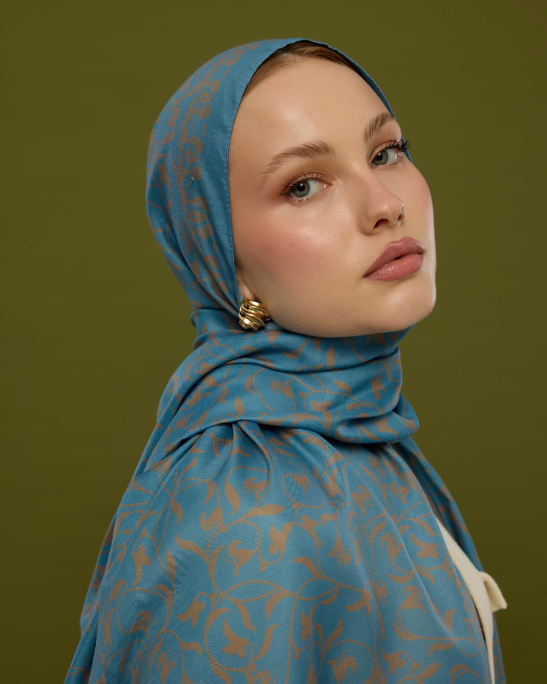 Çakıl Mavisi & Tarçın Dumanı Lale Bahçesi Desen Şal